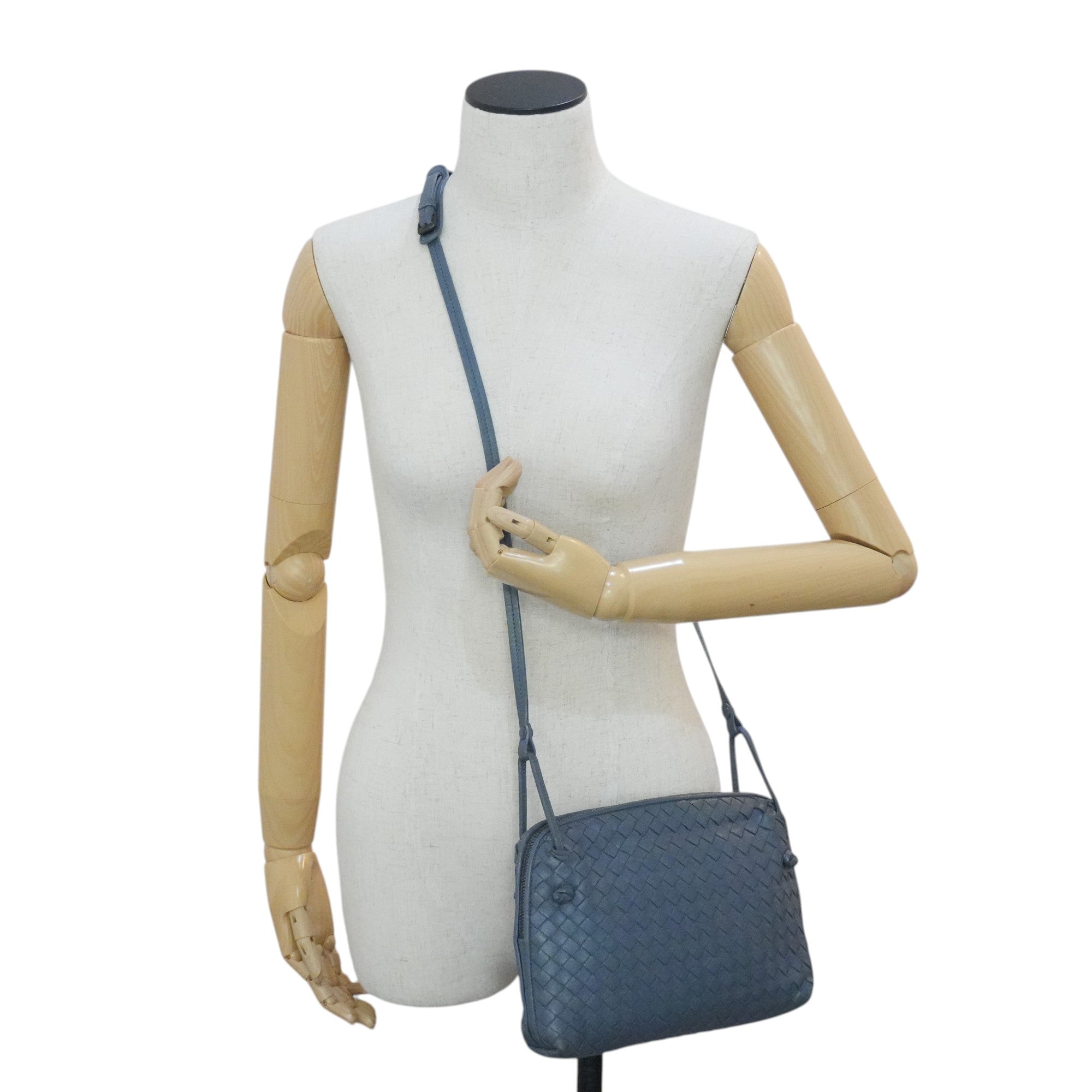 Pre-owned Bottega Intreciatto Small Crossbody Bag Blue