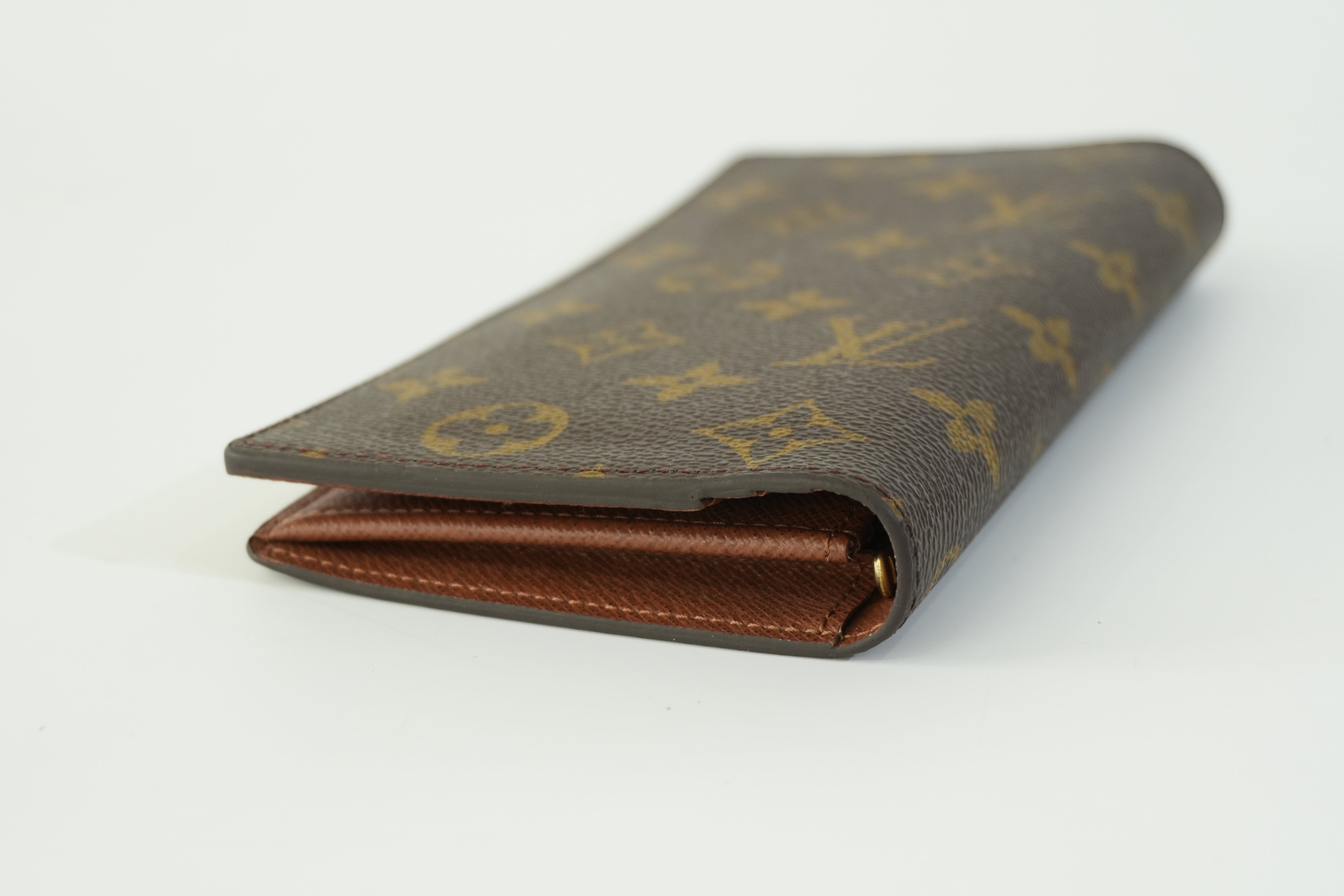 Pre-owned Louis Vuitton Monogram Brazza Wallet