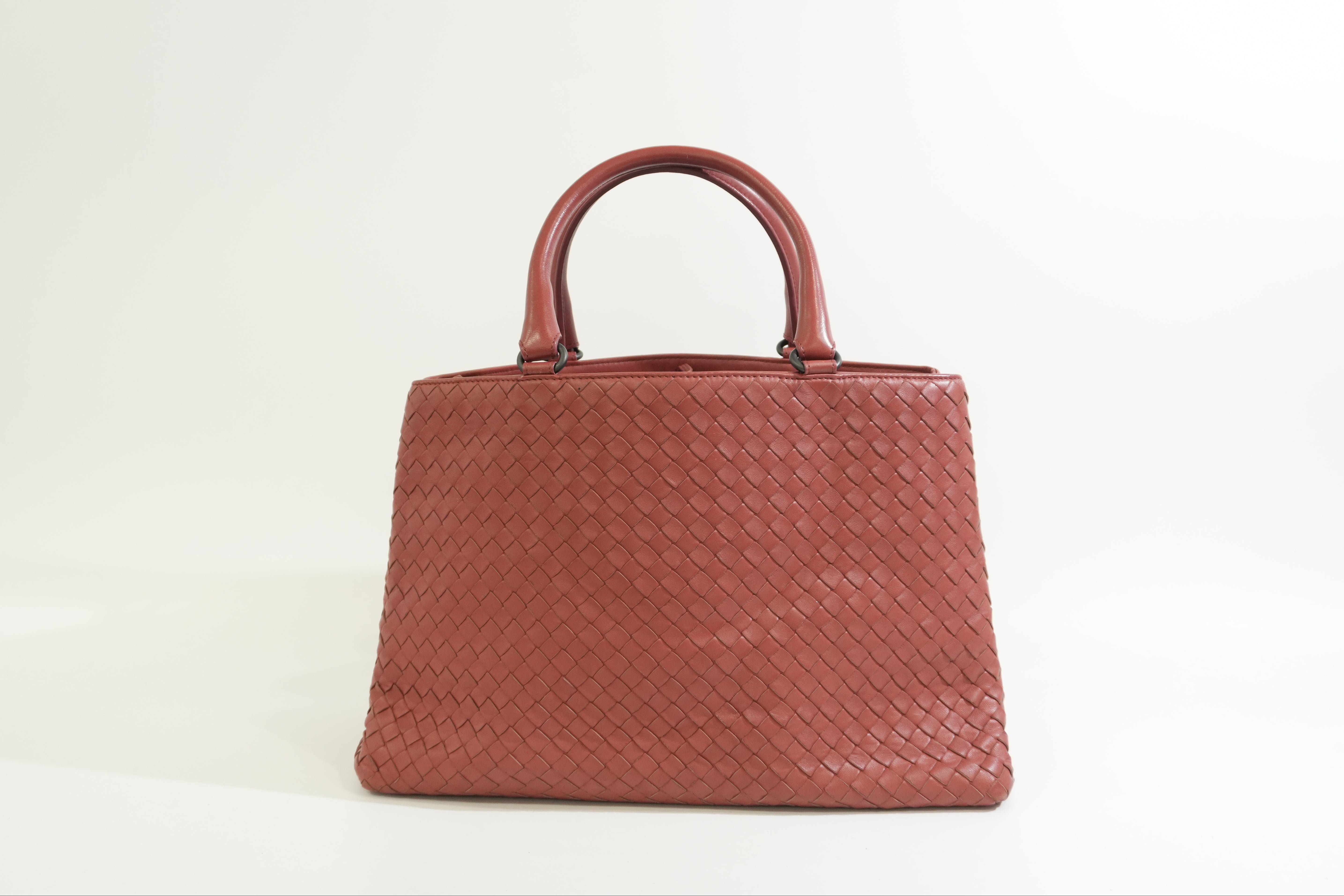 Pre-owned Bottega Intreciatto Shoulder Bag Pink