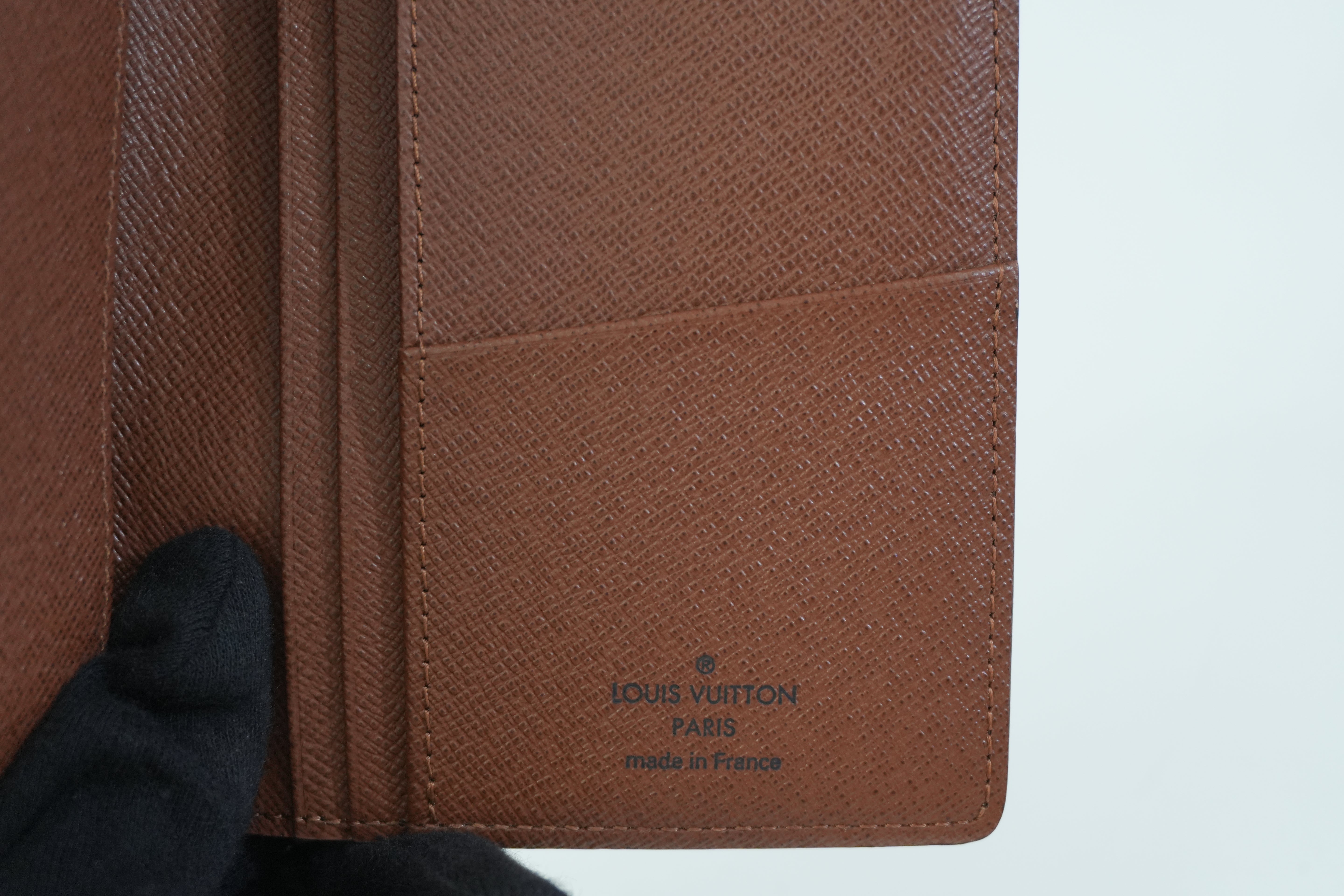 Pre-owned Louis Vuitton Monogram Brazza Wallet