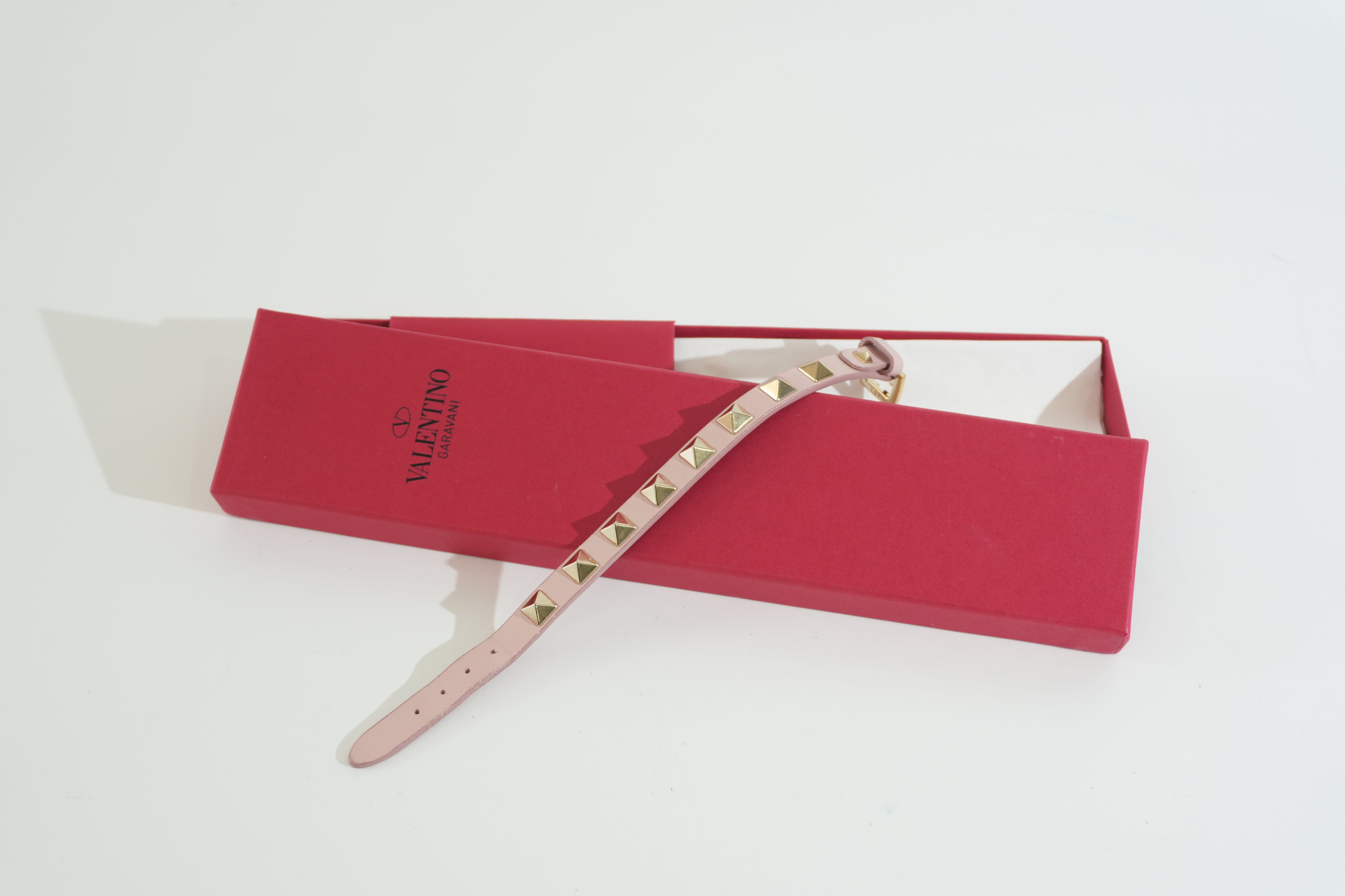 Pre-owned Valentino Studded Bracelet Pink