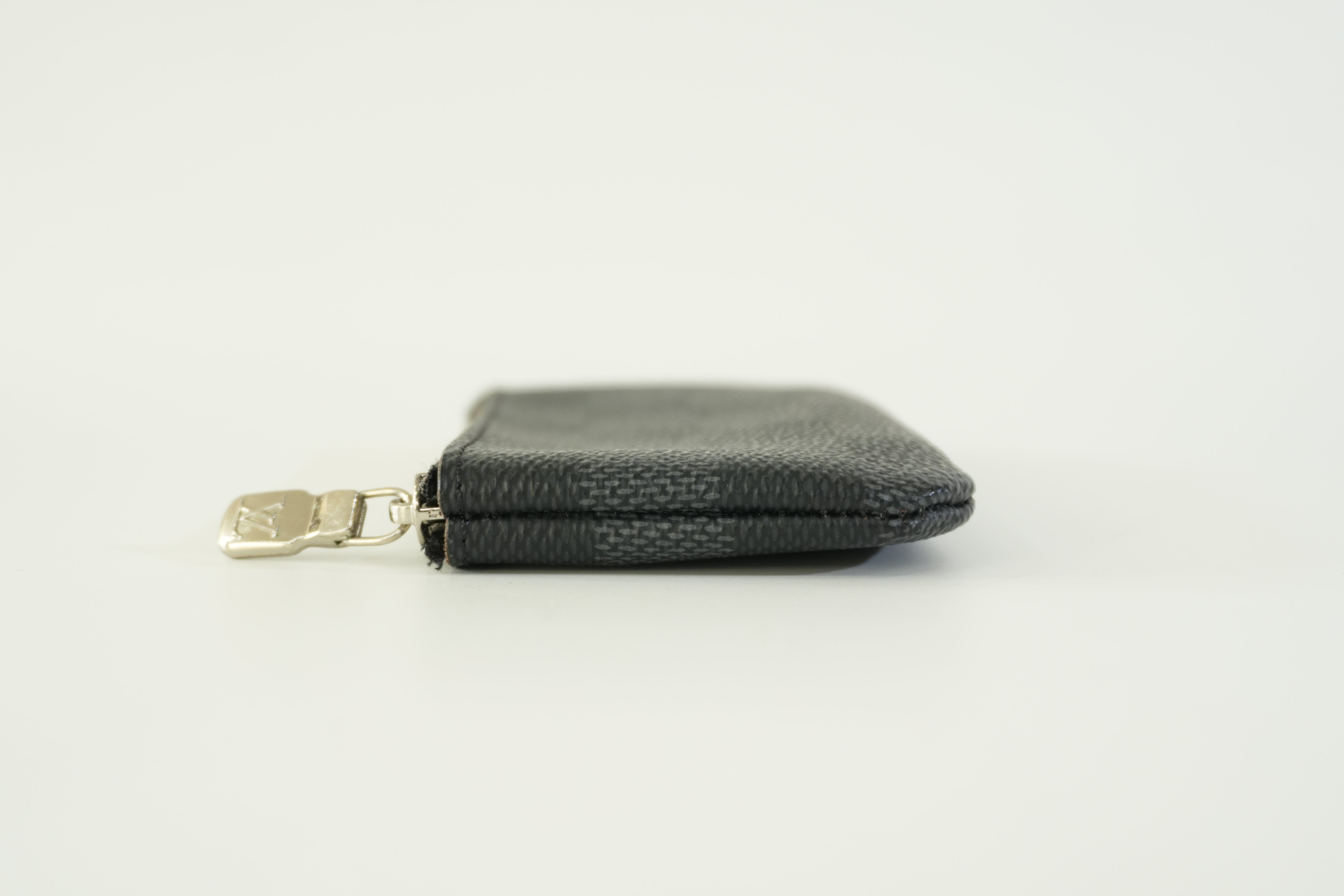 Pre-owned Louis Vuitton Damier Graphite Zippy Key Pouch