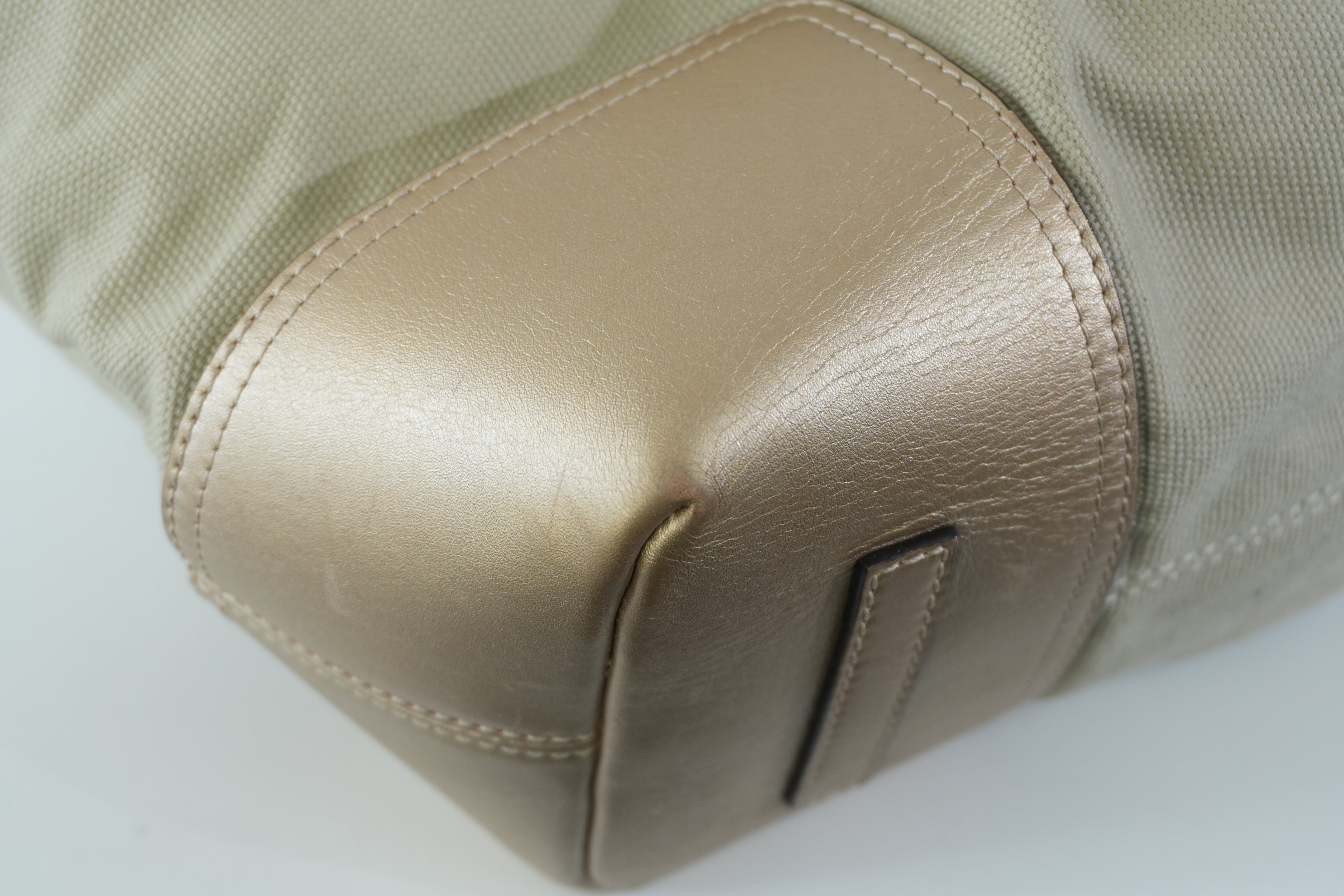 Pre-owned Loewe Analog Metallic Tote Bag Gold