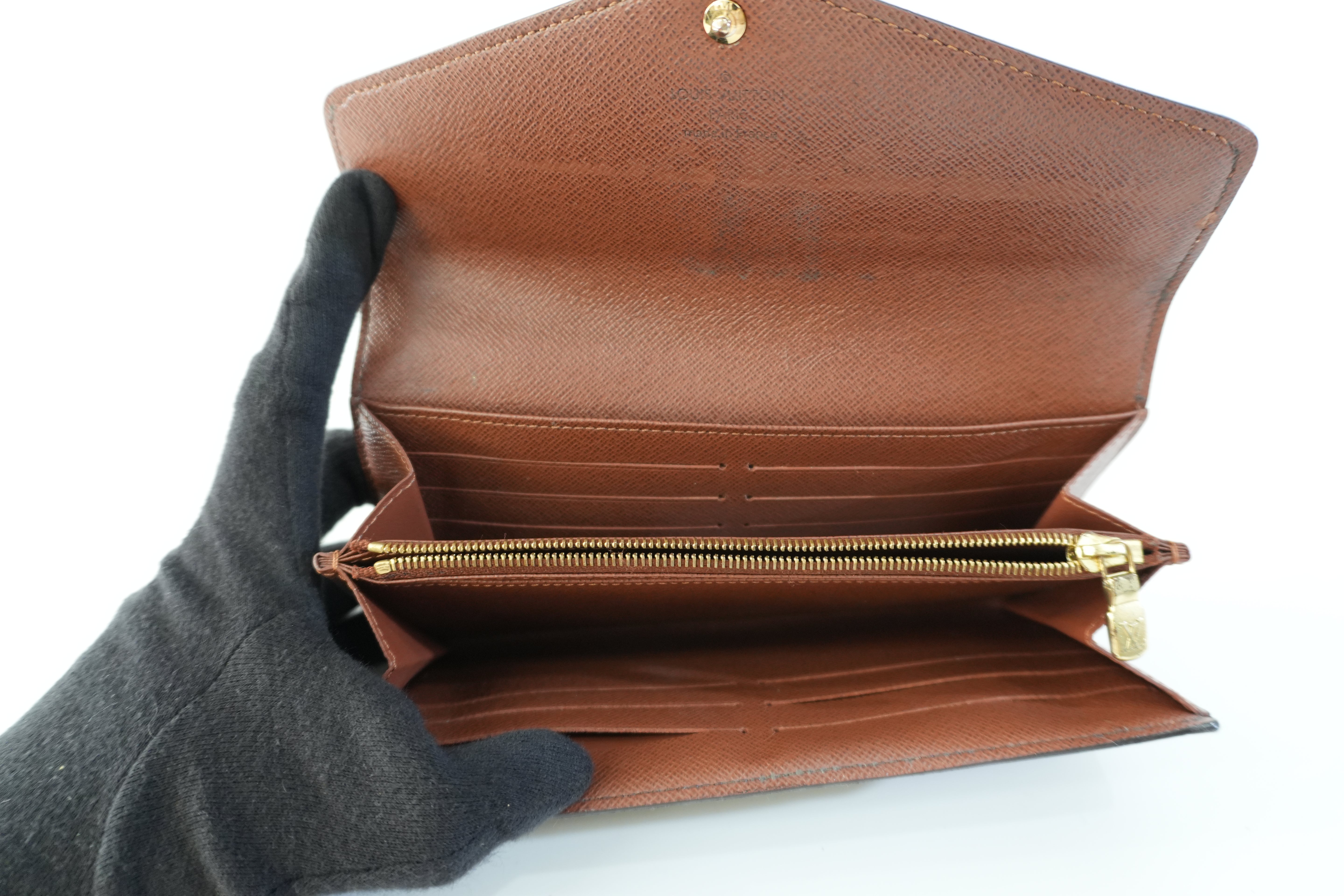 Pre-owned Louis Vuitton Monogram Sarah Wallet