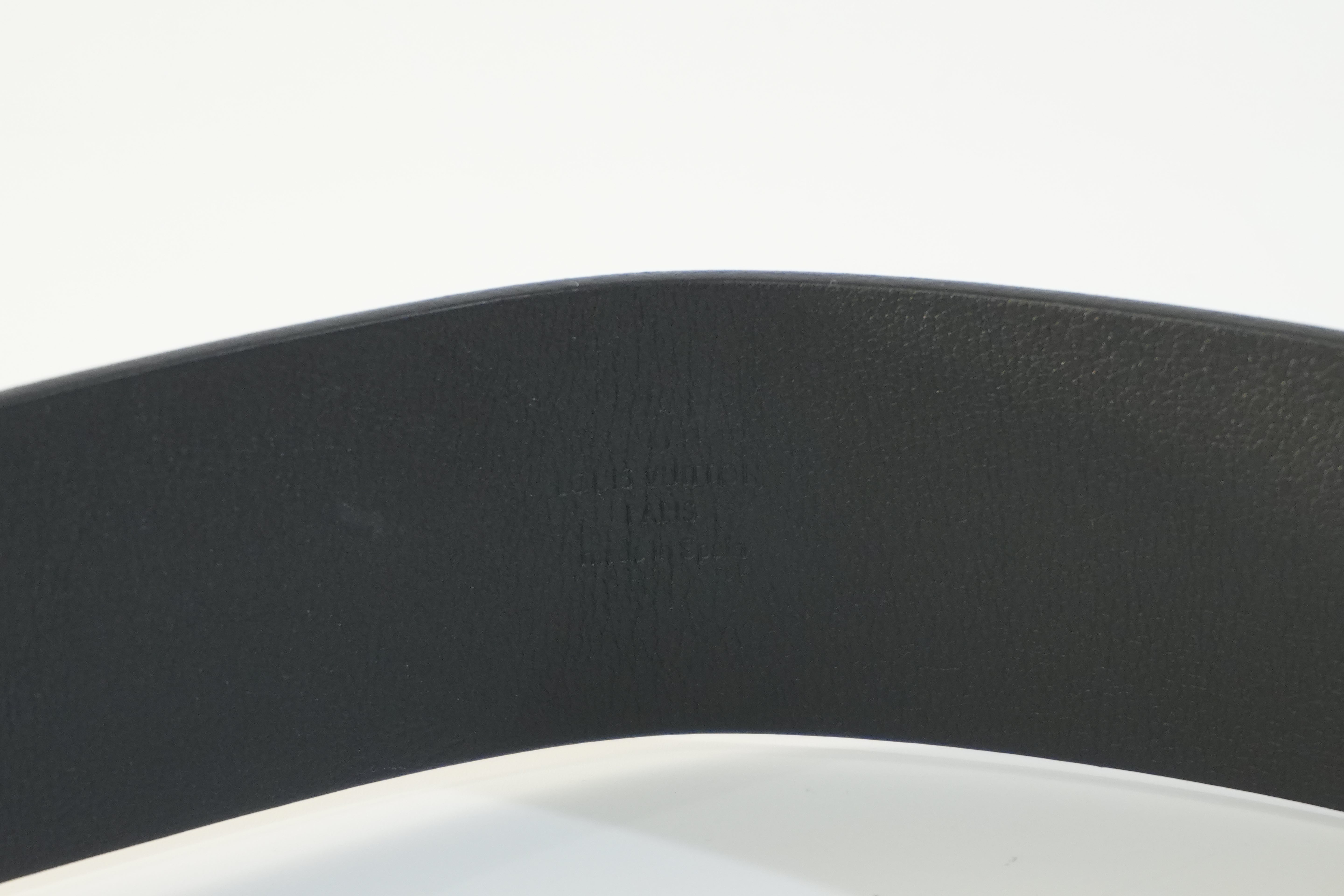 Pre-owned Louis Vuitton Leather Belt Size 80 Black