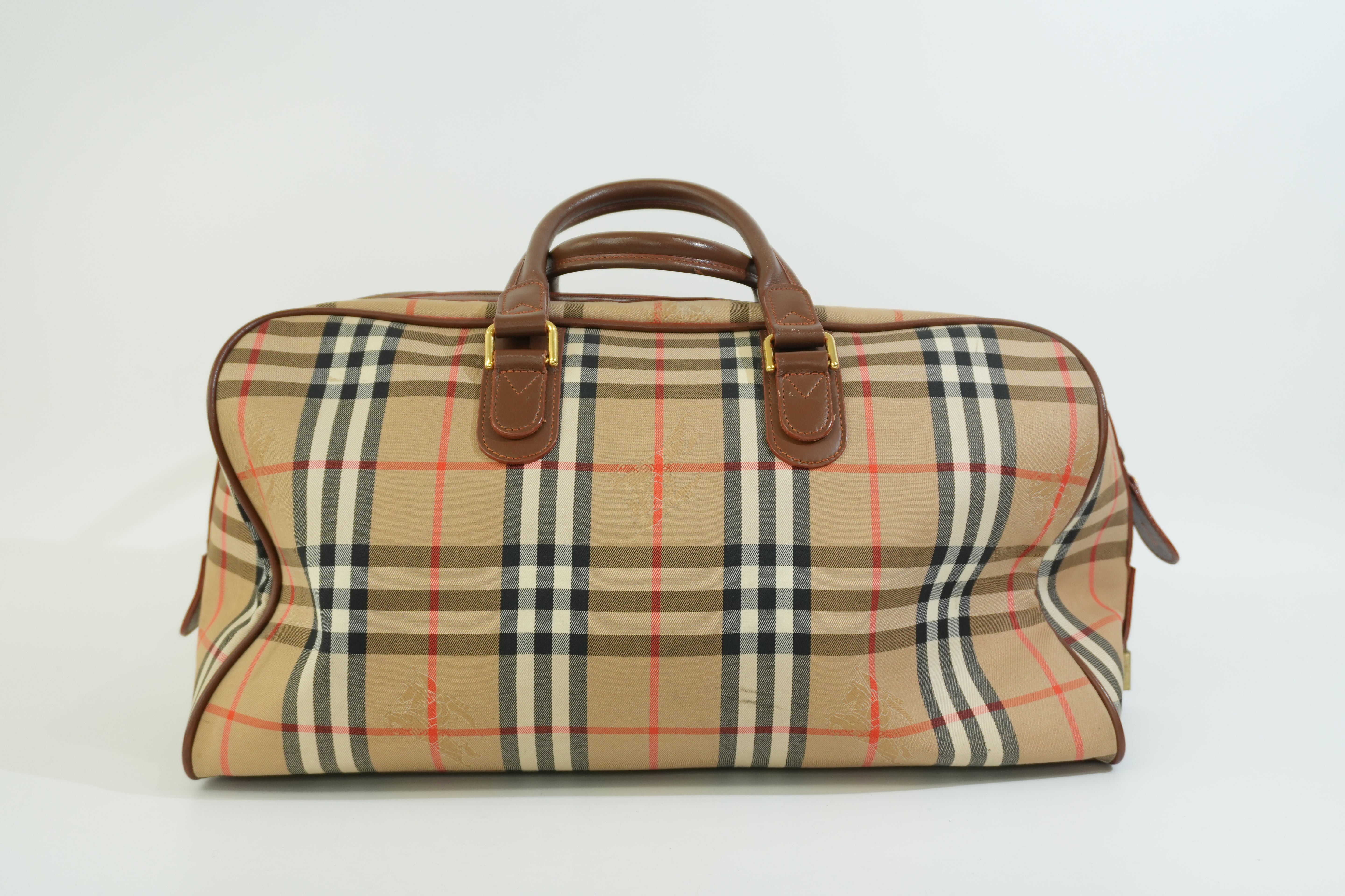 Pre-owned Burberry Haymarket Boston Bag Size 40