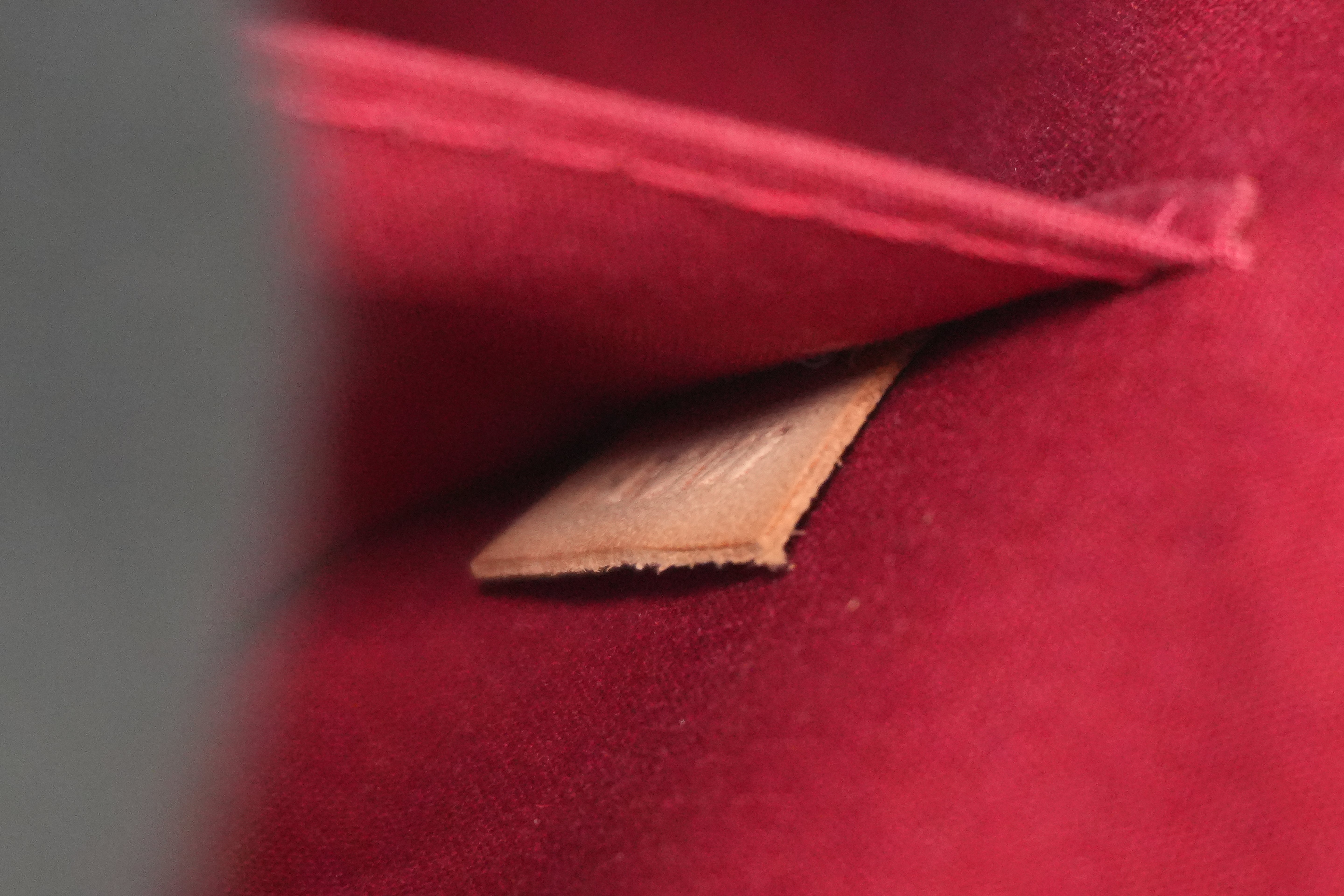 Louis Vuitton Vernis Roxbury Drive Red Used