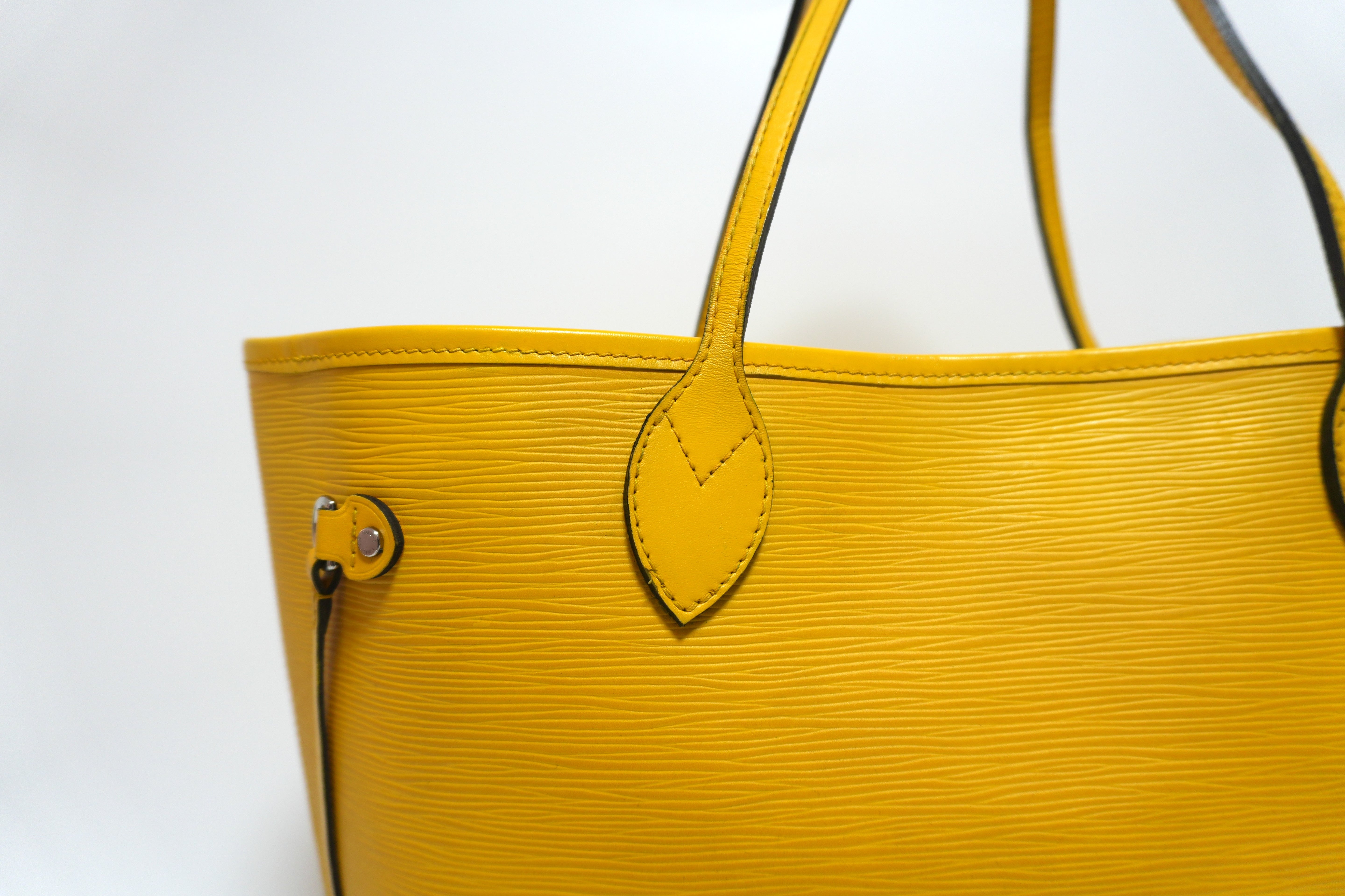 Louis Vuitton Epin Neverfull MM Shoulder Tote Bag Yellow Used