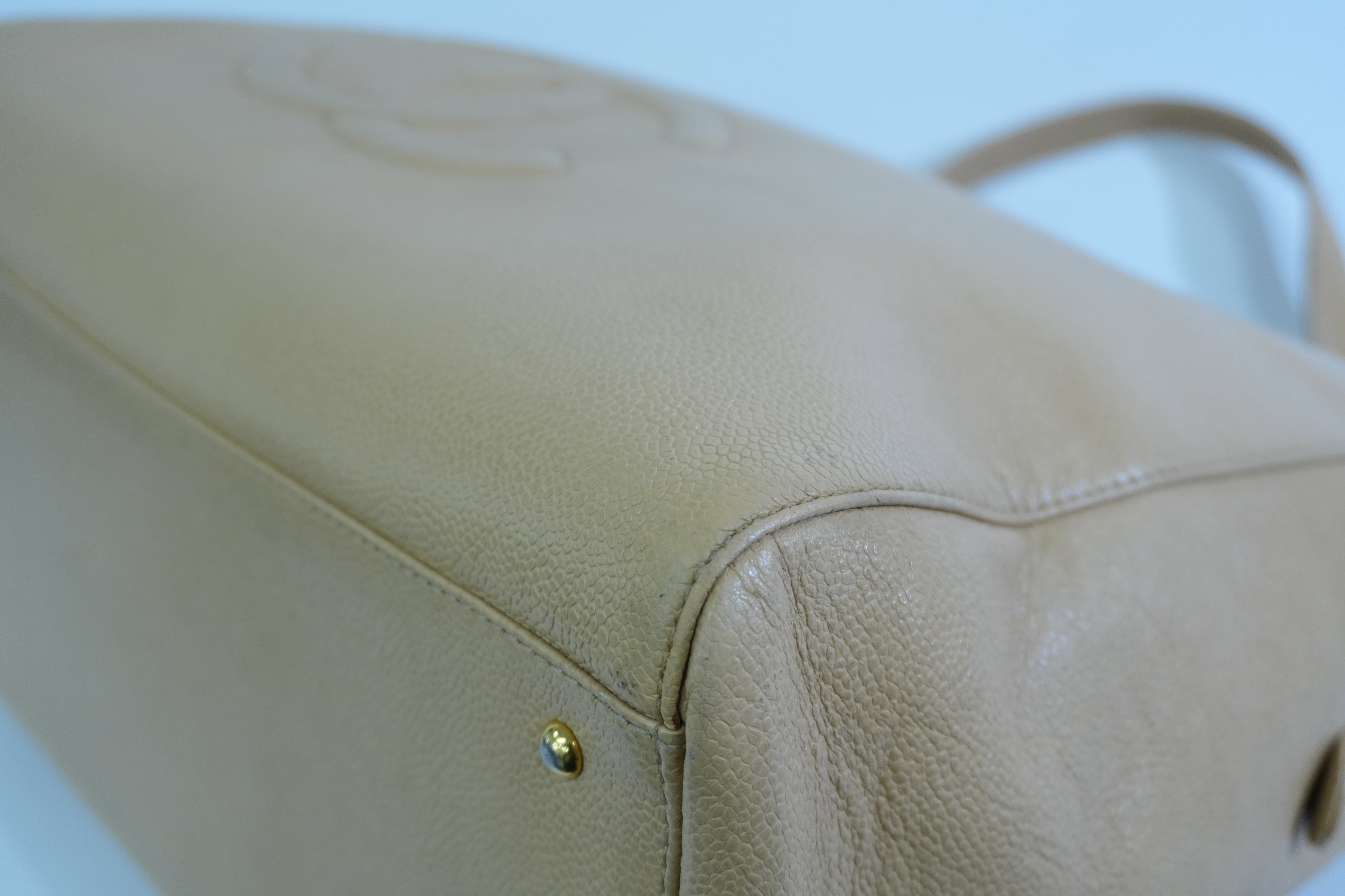 Pre-loved Chanel Caviar Skin Matelasse Coco Mark Tote Bag Beige