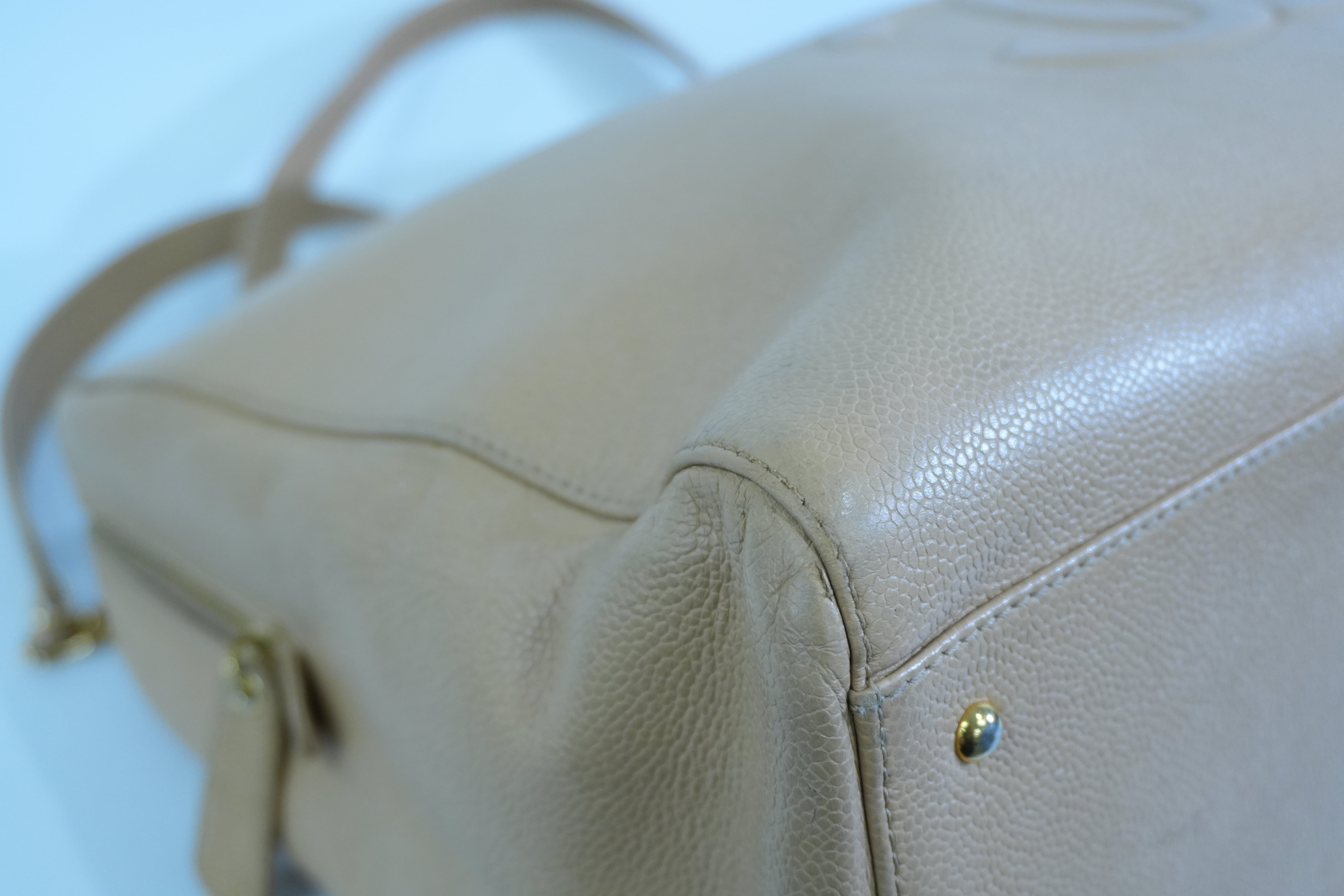 Pre-loved Chanel Caviar Skin Matelasse Coco Mark Tote Bag Beige