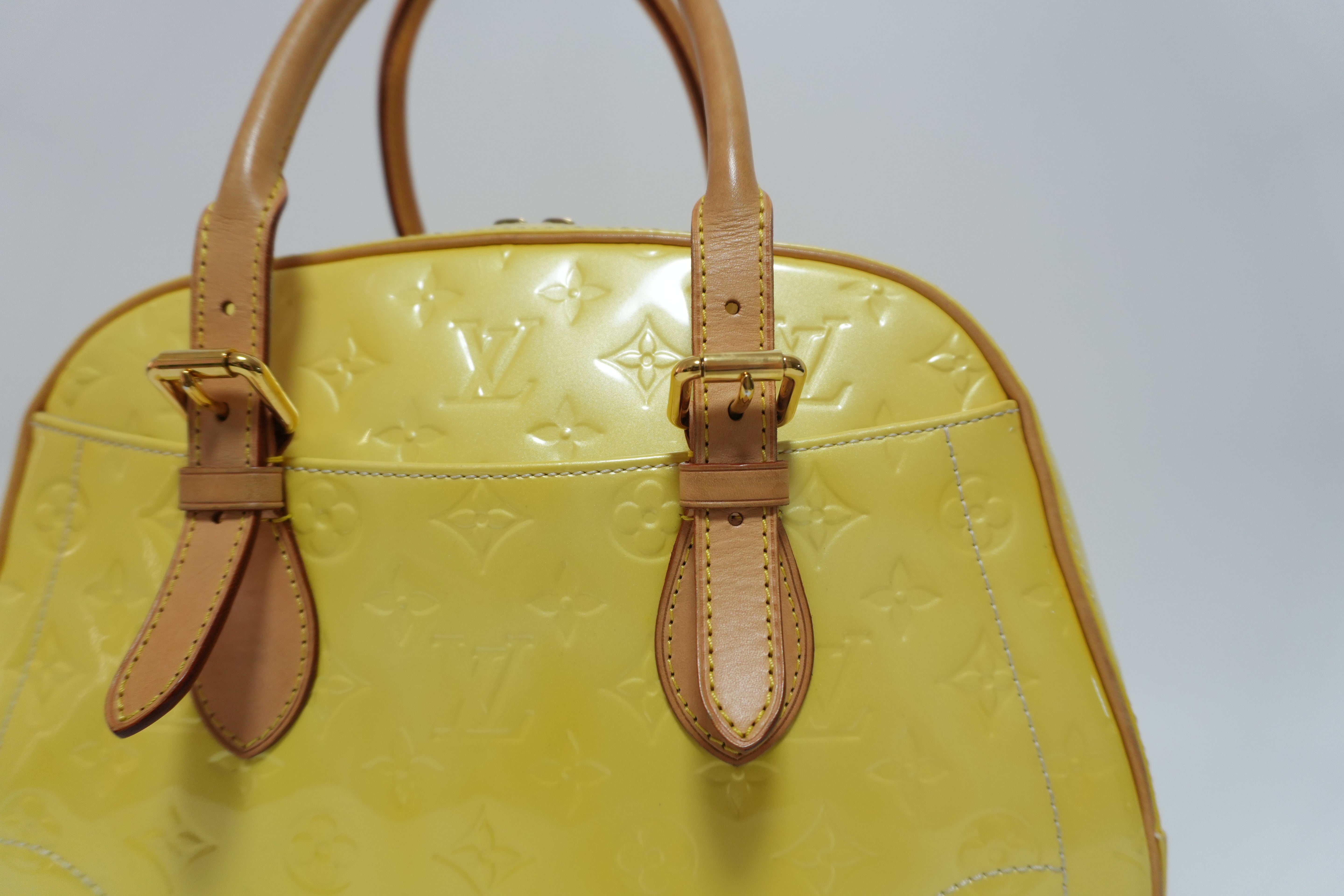 Louis Vuitton Vernis Summit Drive Handbag Yellow Used