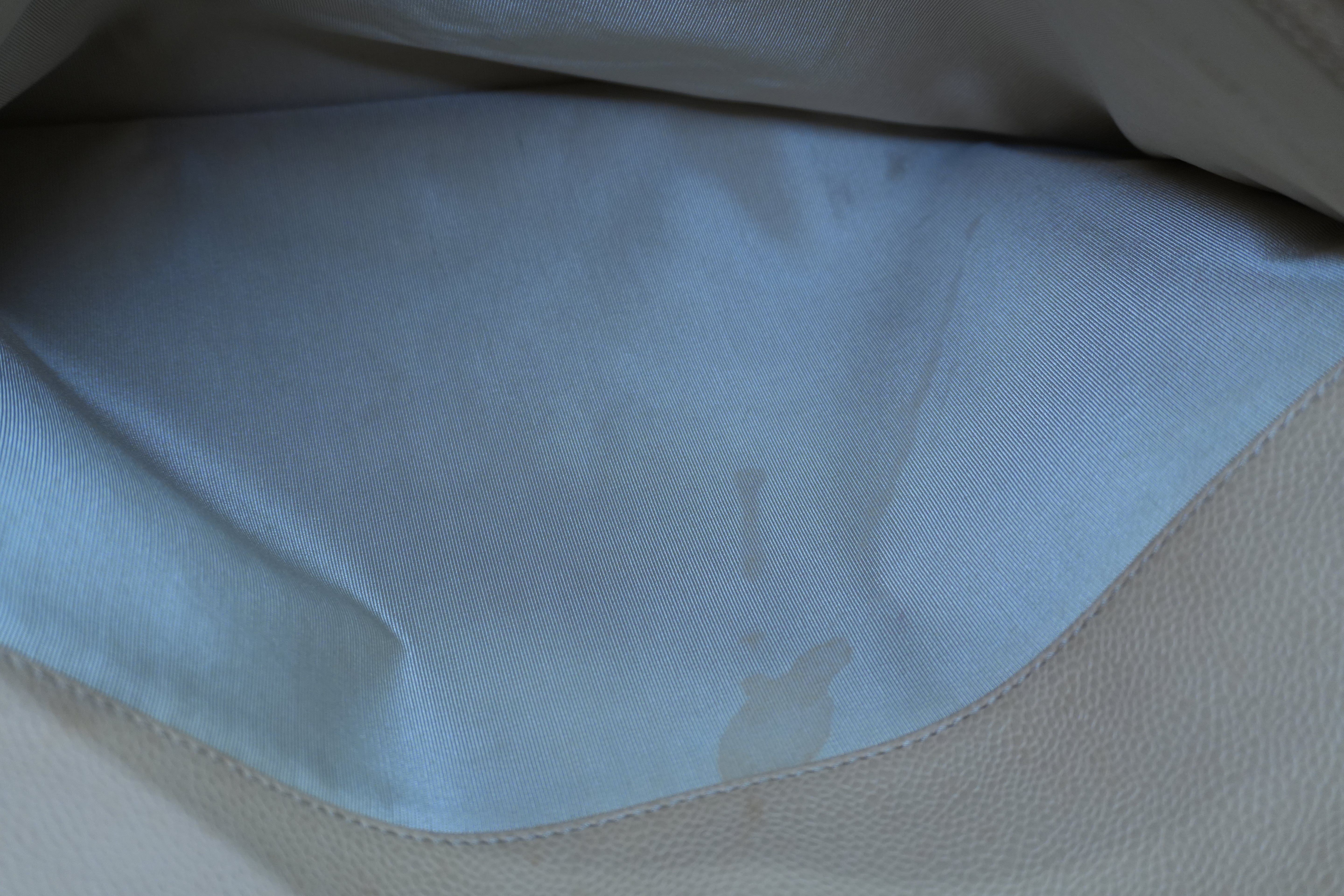 Pre-loved Chanel Caviar Skin Matelasse Coco Mark Tote Bag Beige