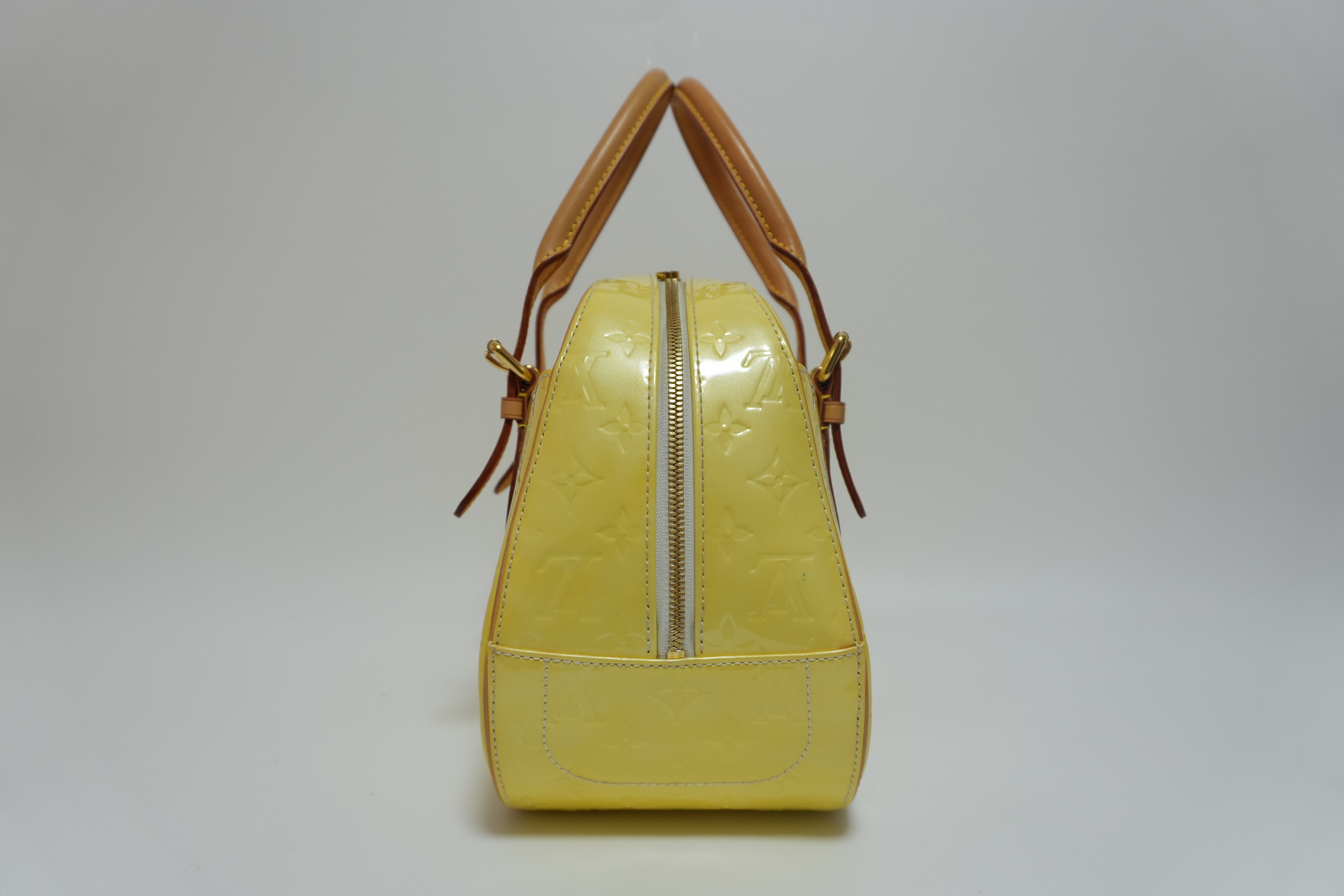 Louis Vuitton Vernis Summit Drive Handbag Yellow Used