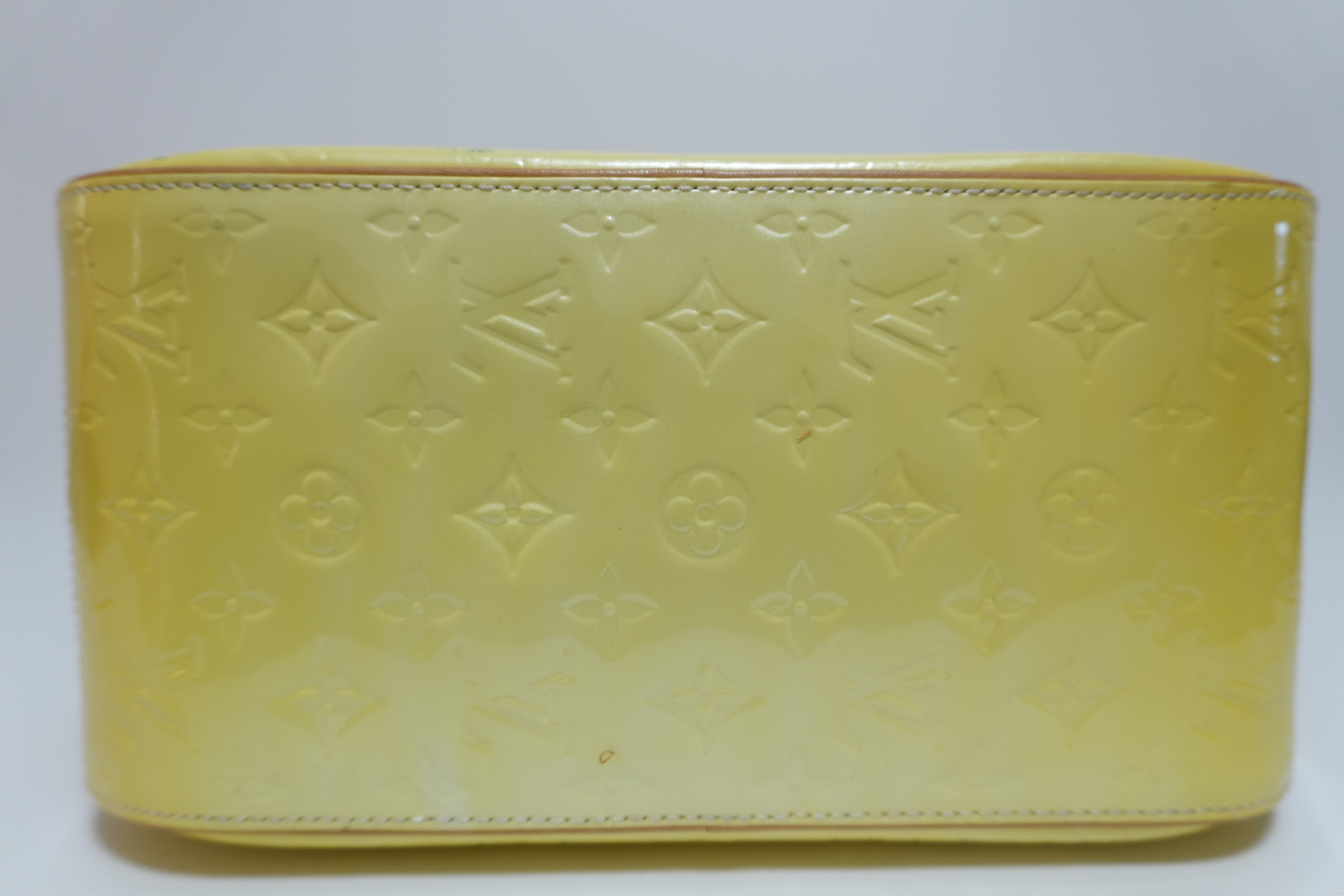 Louis Vuitton Vernis Summit Drive Handbag Yellow Used