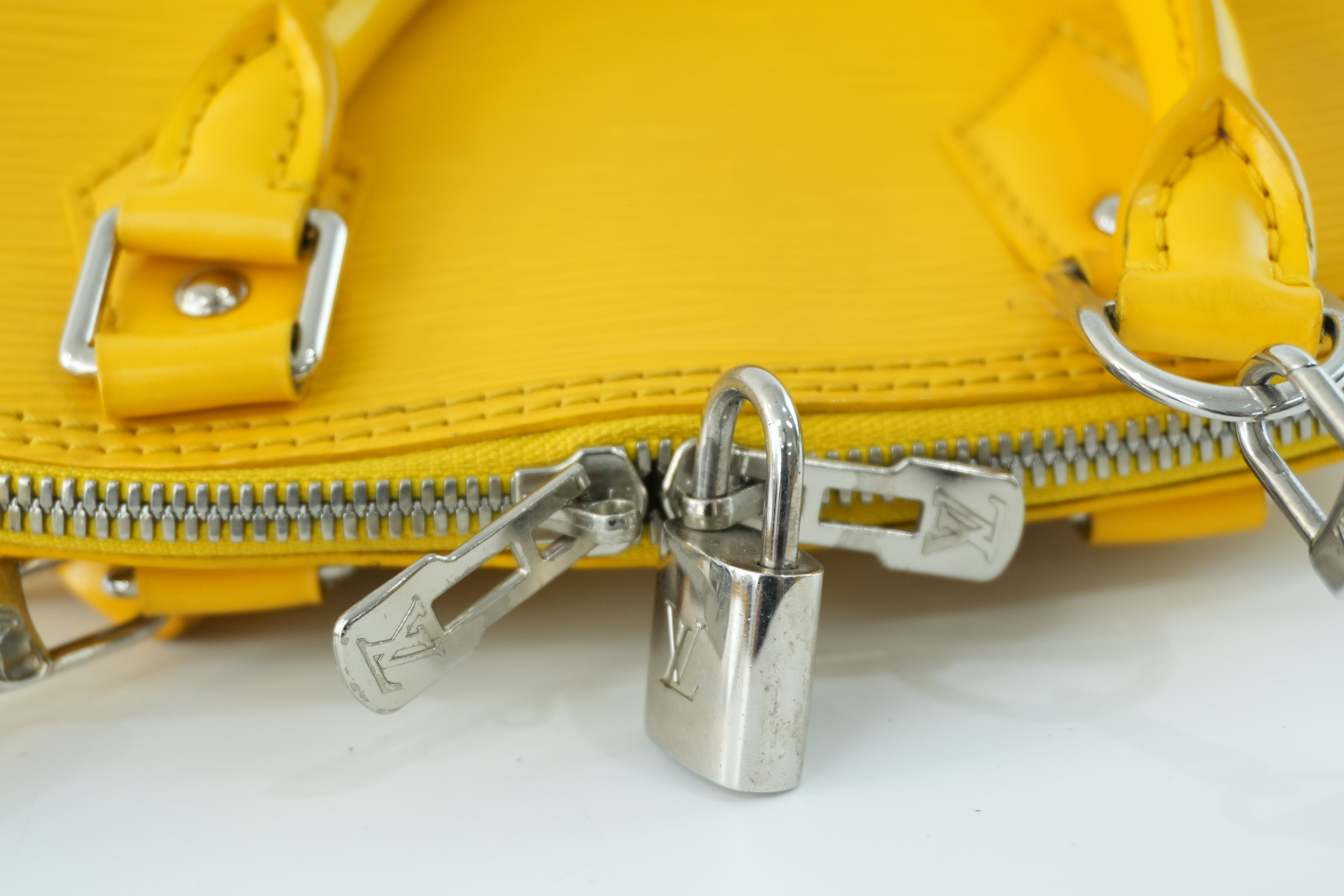 Louis Vuitton Alma Handbag BB Yellow Used