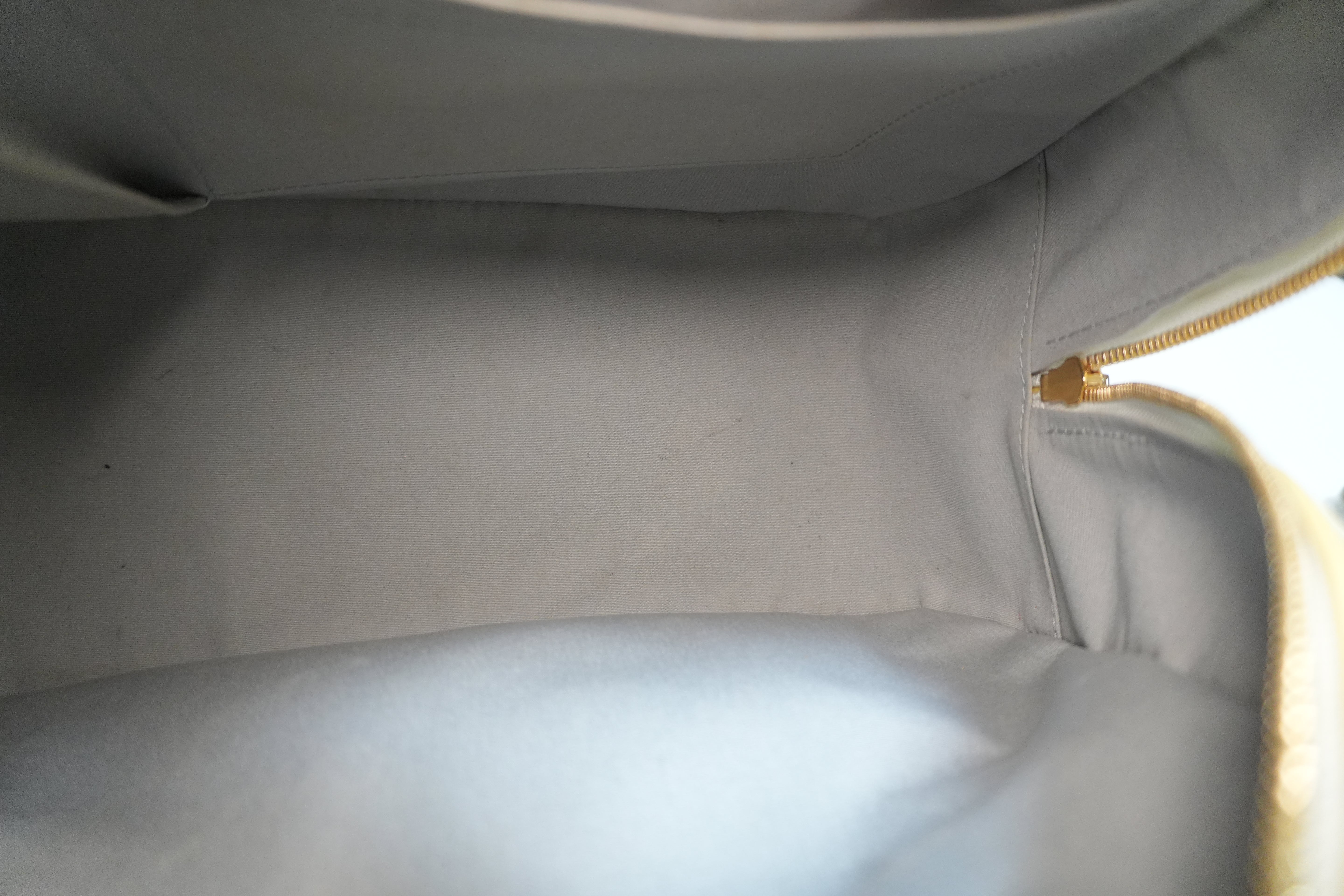 Louis Vuitton Vernis Summit Drive Handbag Yellow Used