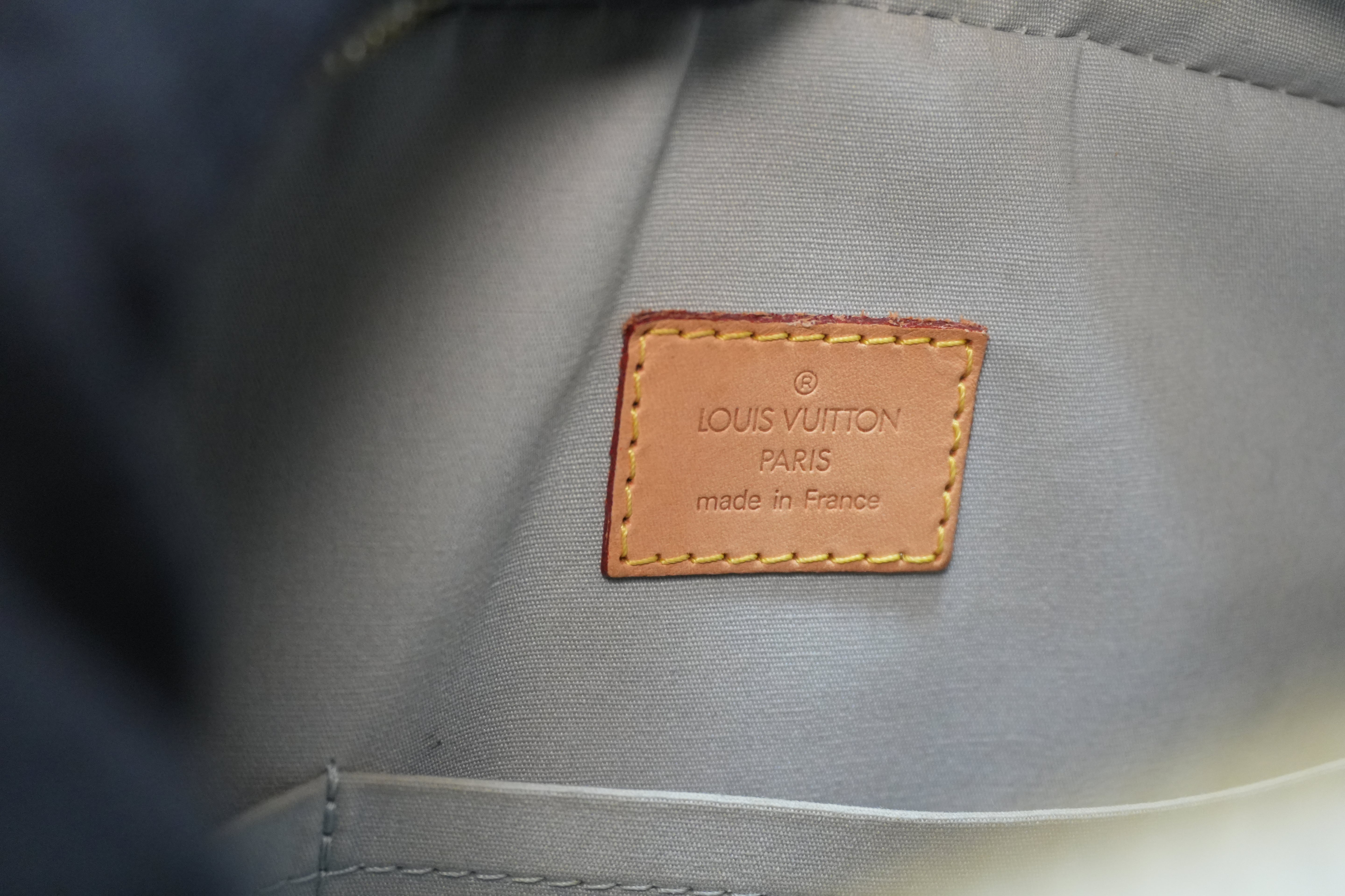 Louis Vuitton Vernis Summit Drive Handbag Yellow Used