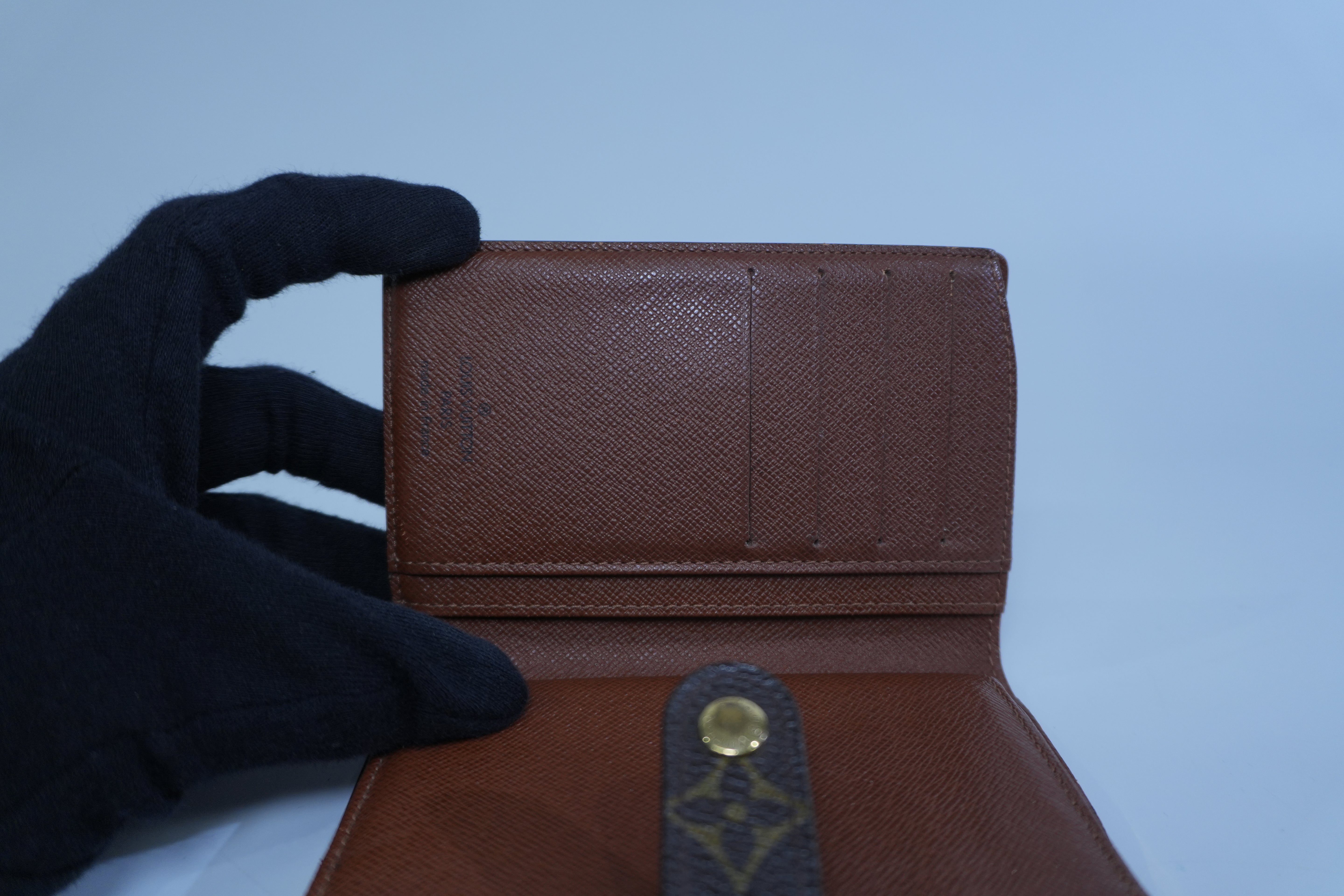 Pre-owned Louis Vuitton Monogram Kisslock Wallet