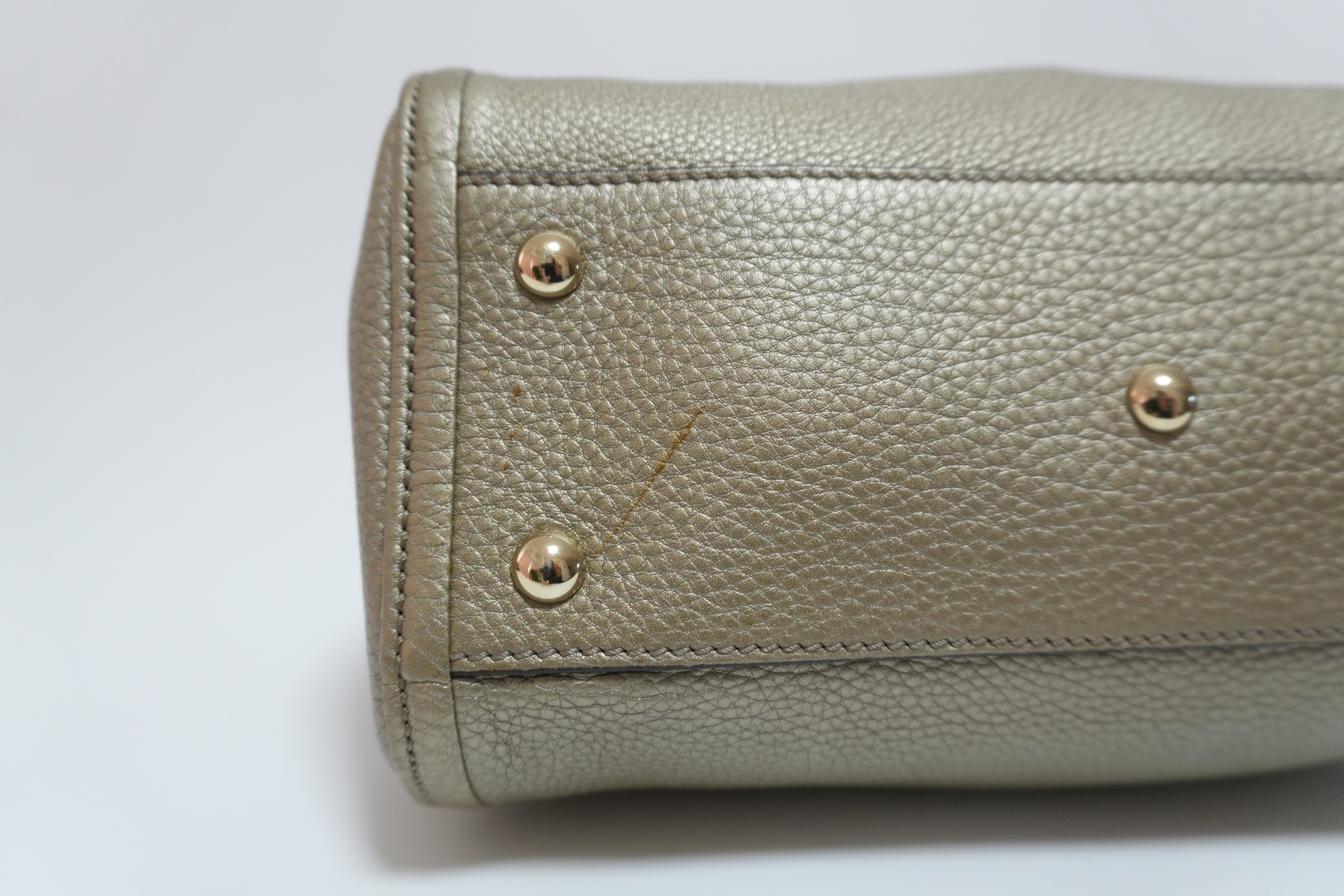 グッチ ソーホー メタリック 2way ショルダーバッグ シルバー 中古