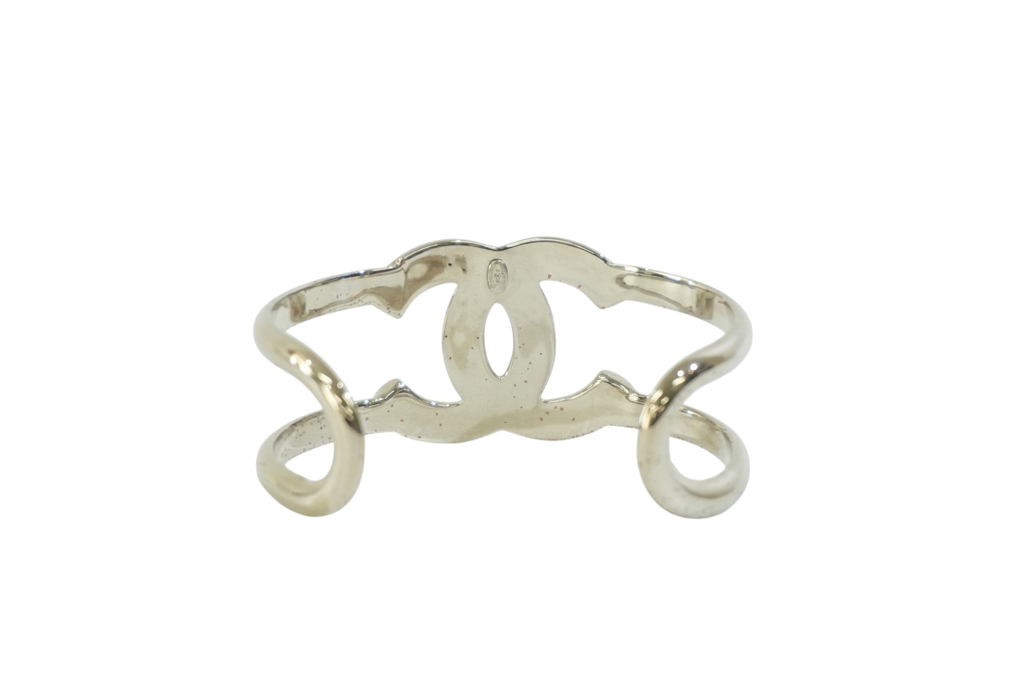 Pre-owned Chanel Bangle Silver tone