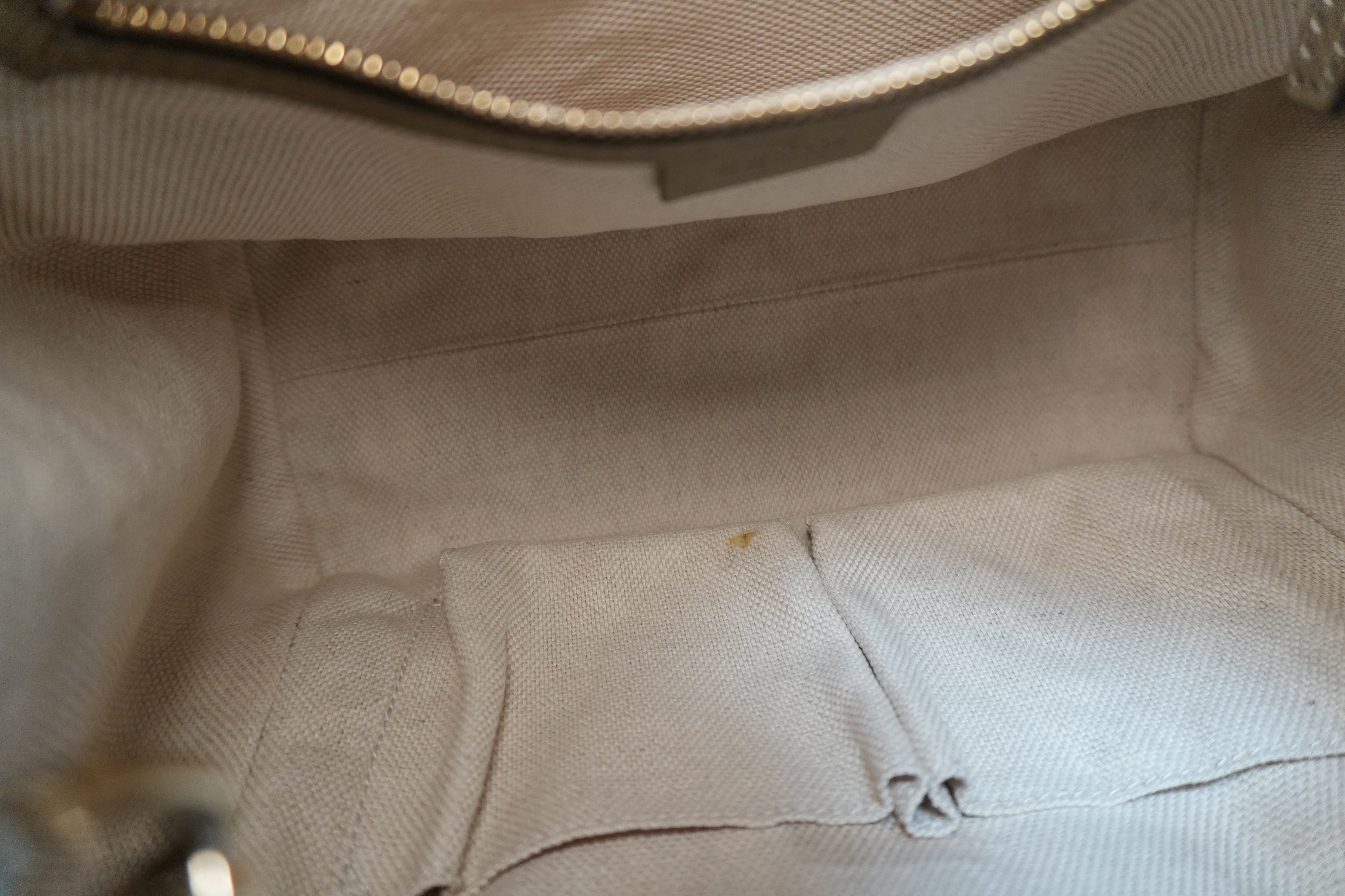 グッチ ソーホー メタリック 2way ショルダーバッグ シルバー 中古