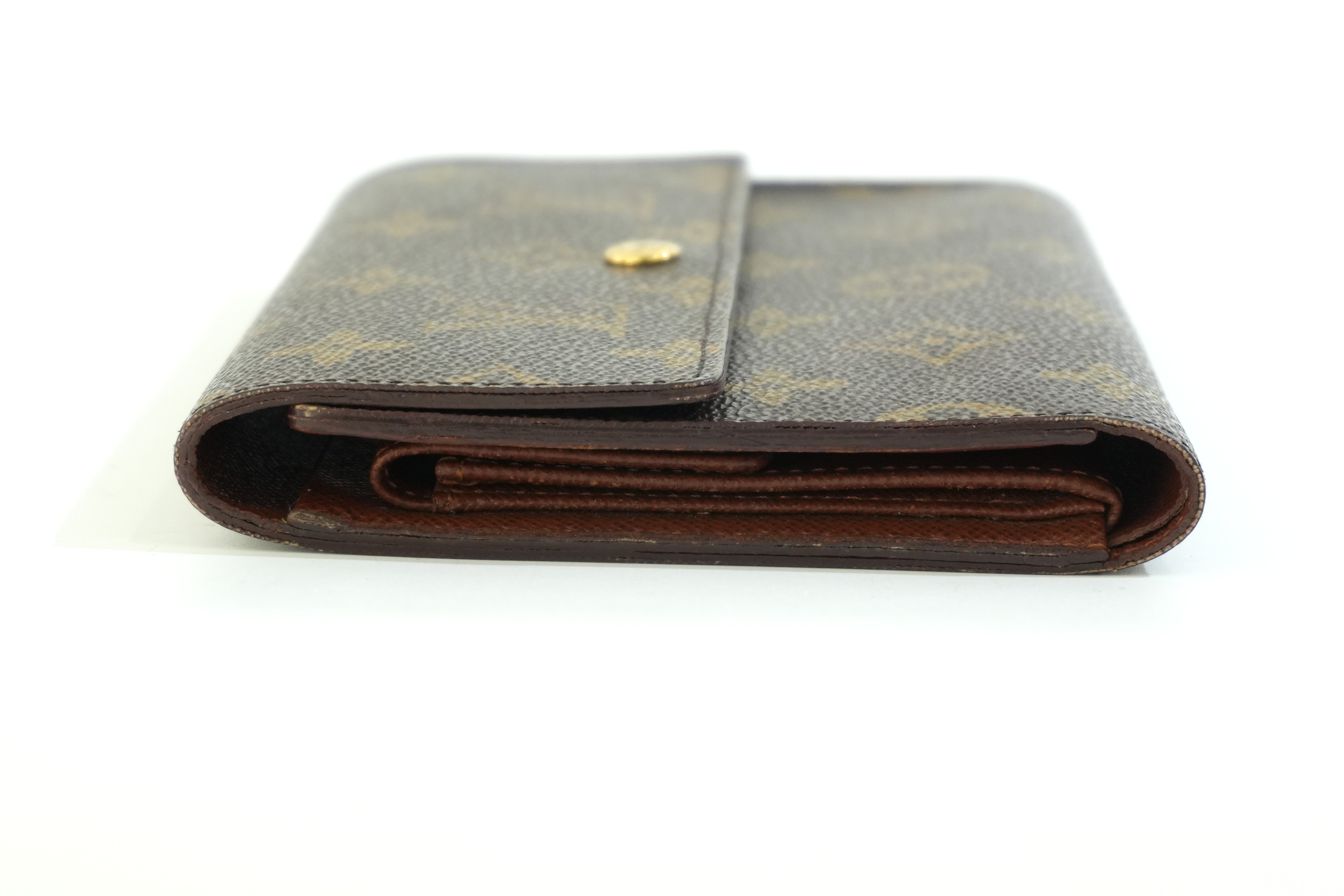 Pre-owned Louis Vuitton Monogram Short Wallet