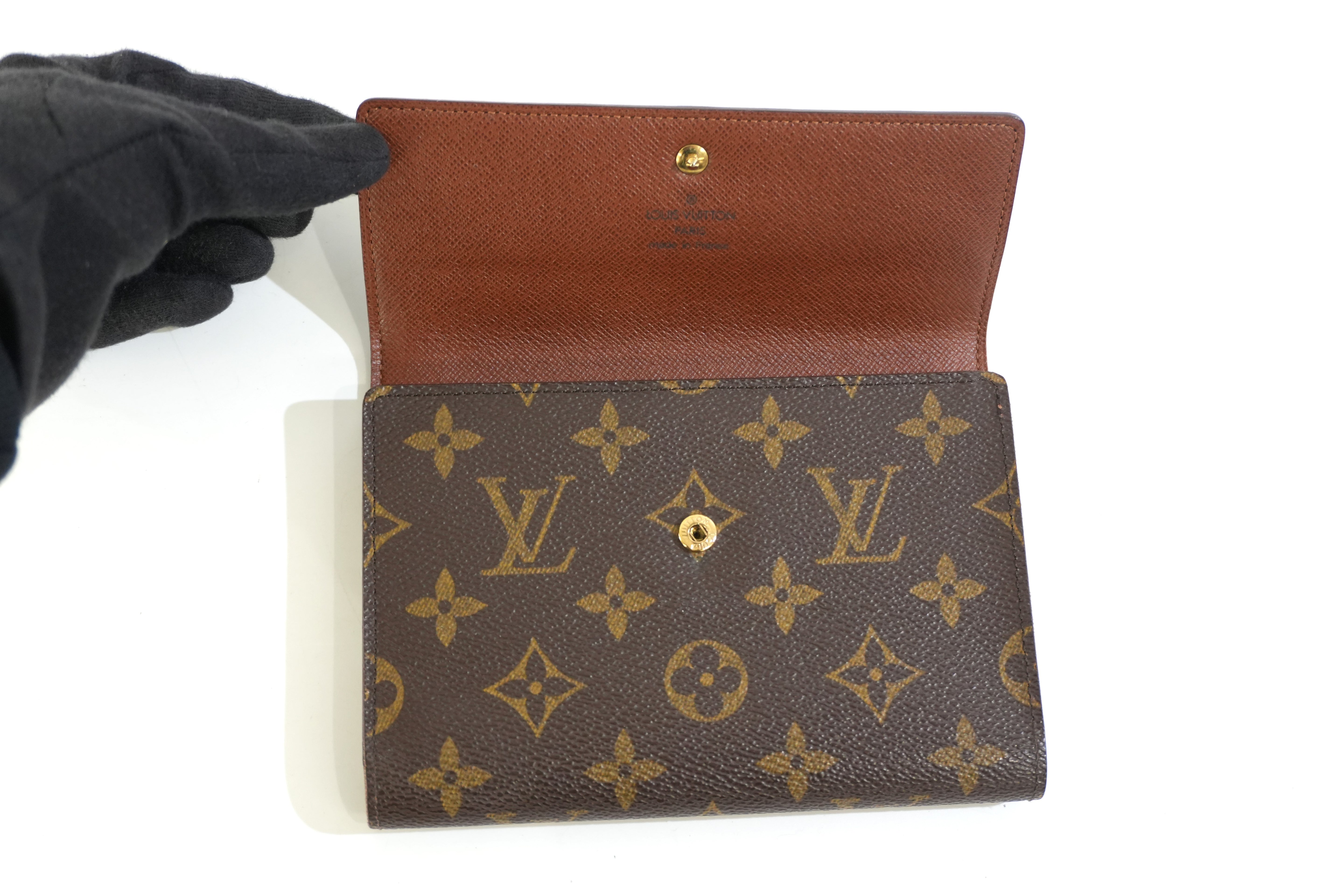 Pre-owned Louis Vuitton Monogram Short Wallet