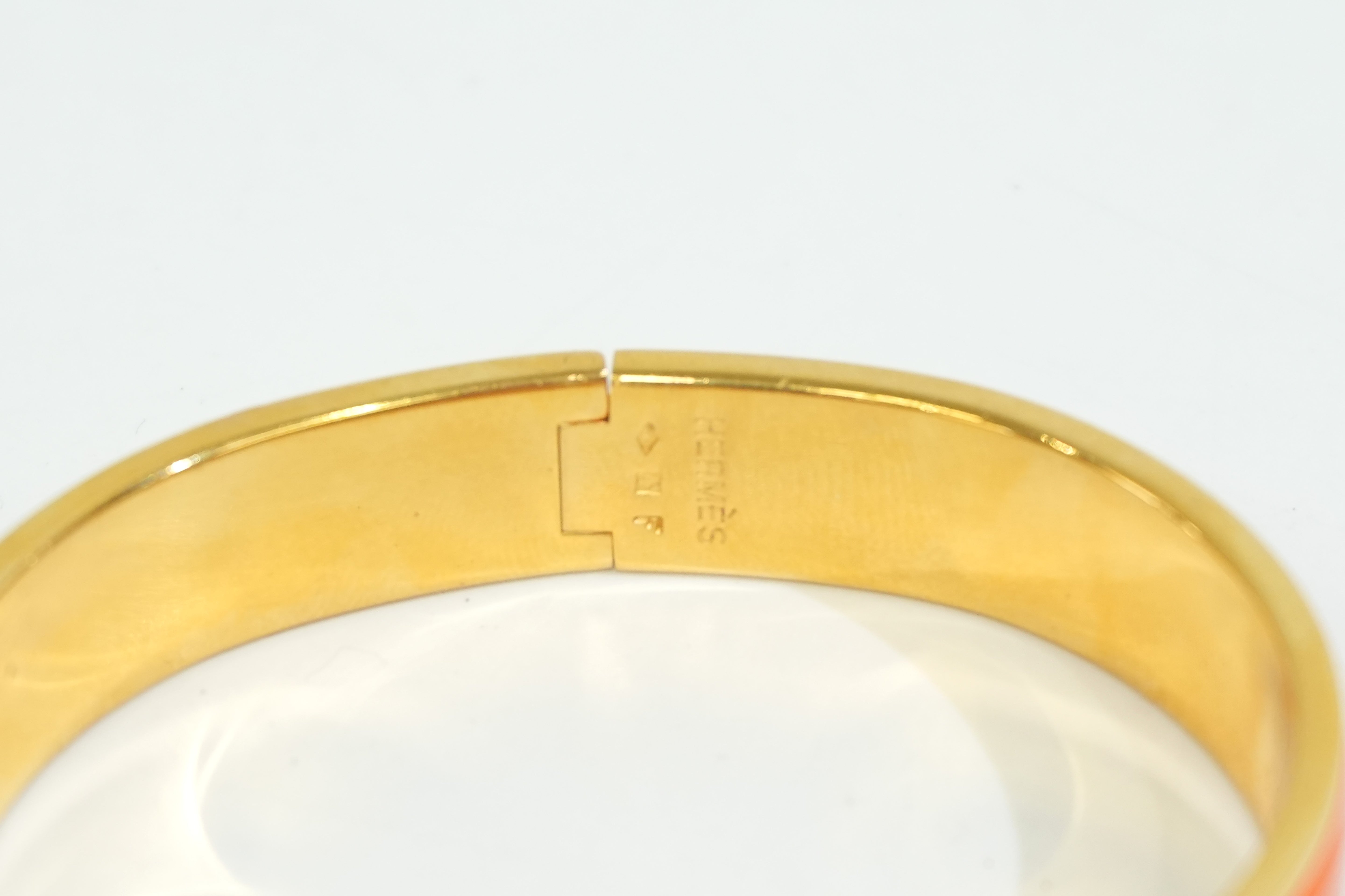 Pre-owned Hermes Clic H Bracelet Orange