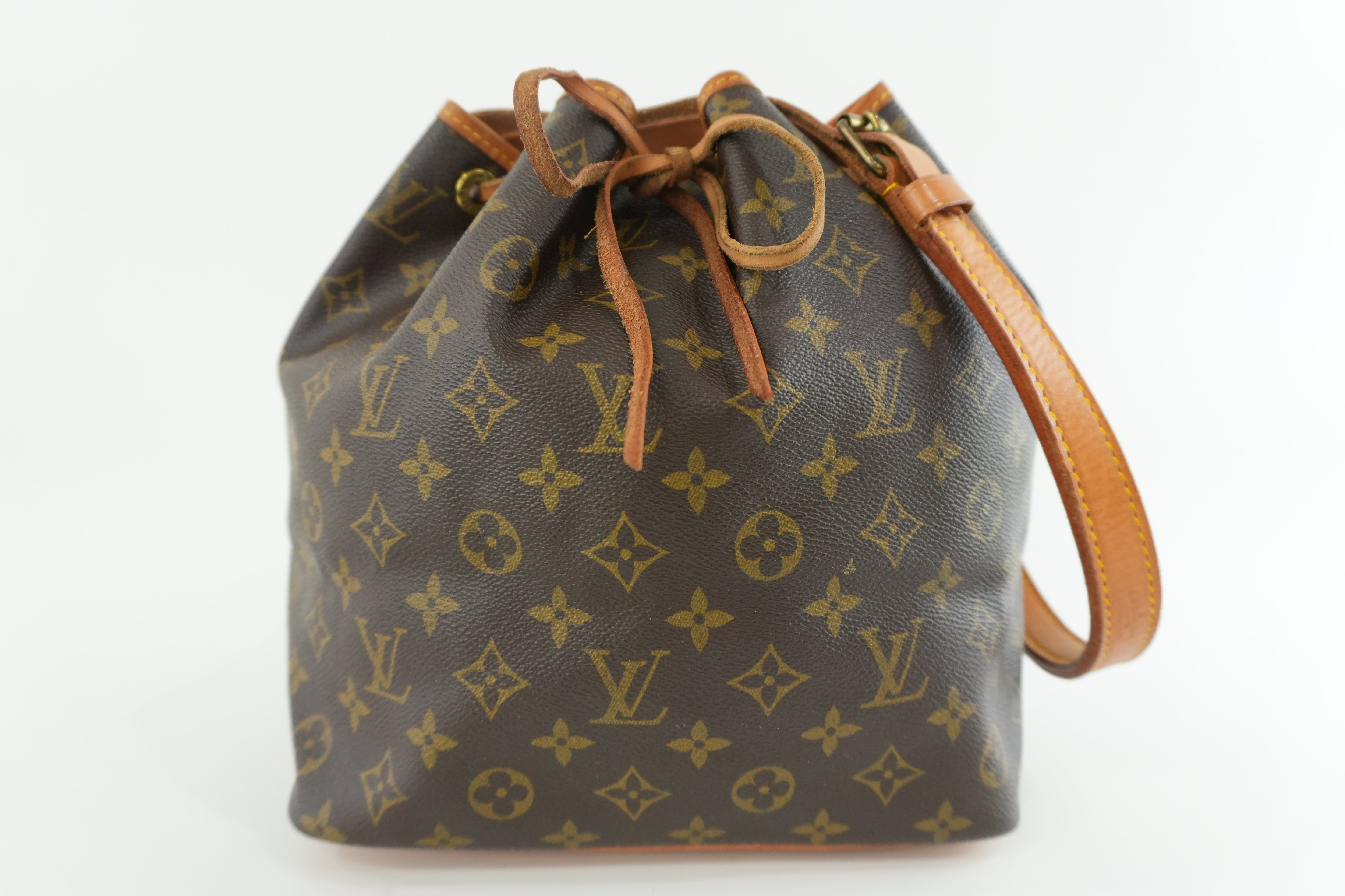 Louis Vuitton Monogram Noe PM Bucket Shoulder Bag Used