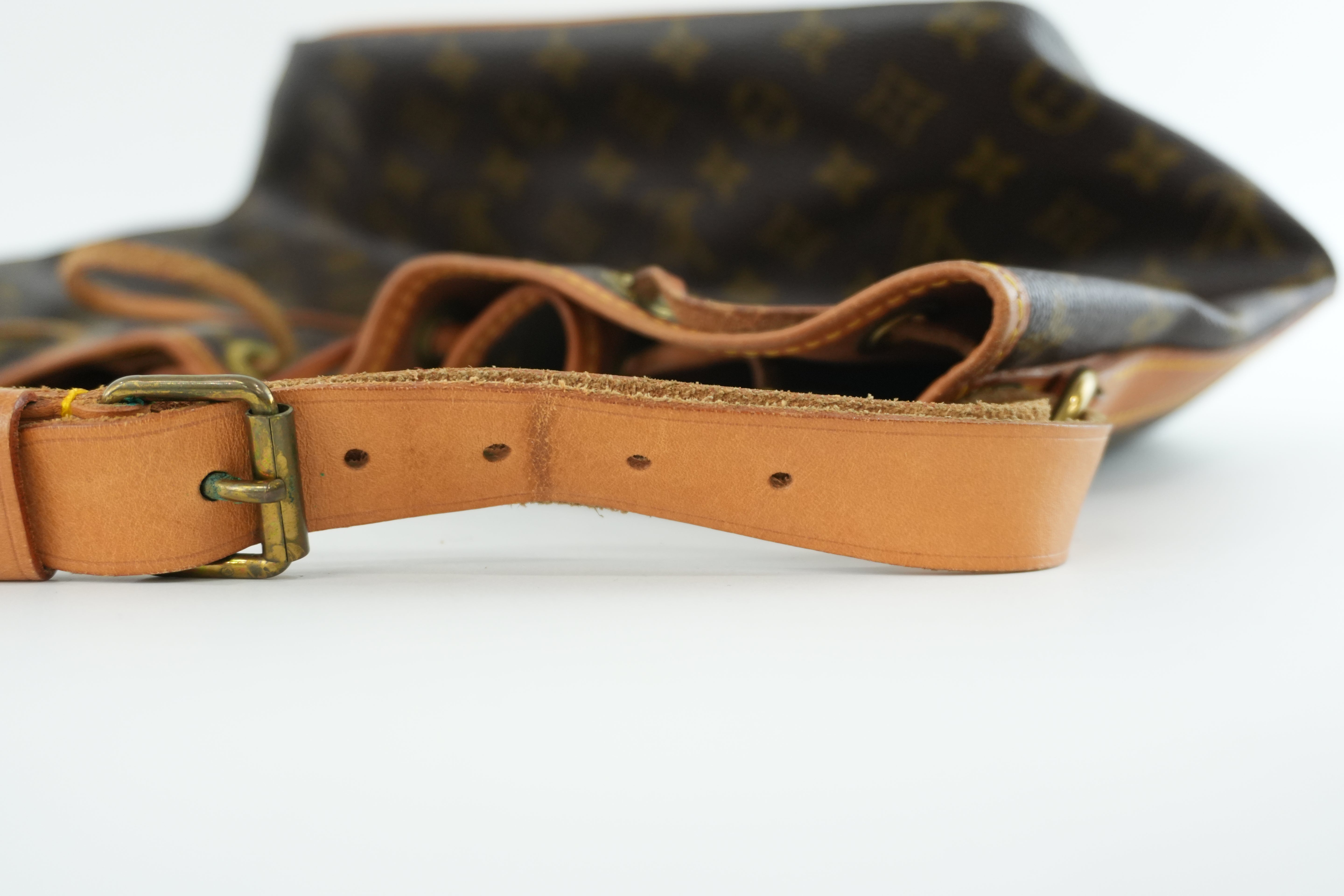 Louis Vuitton Monogram Noe PM Bucket Shoulder Bag Used