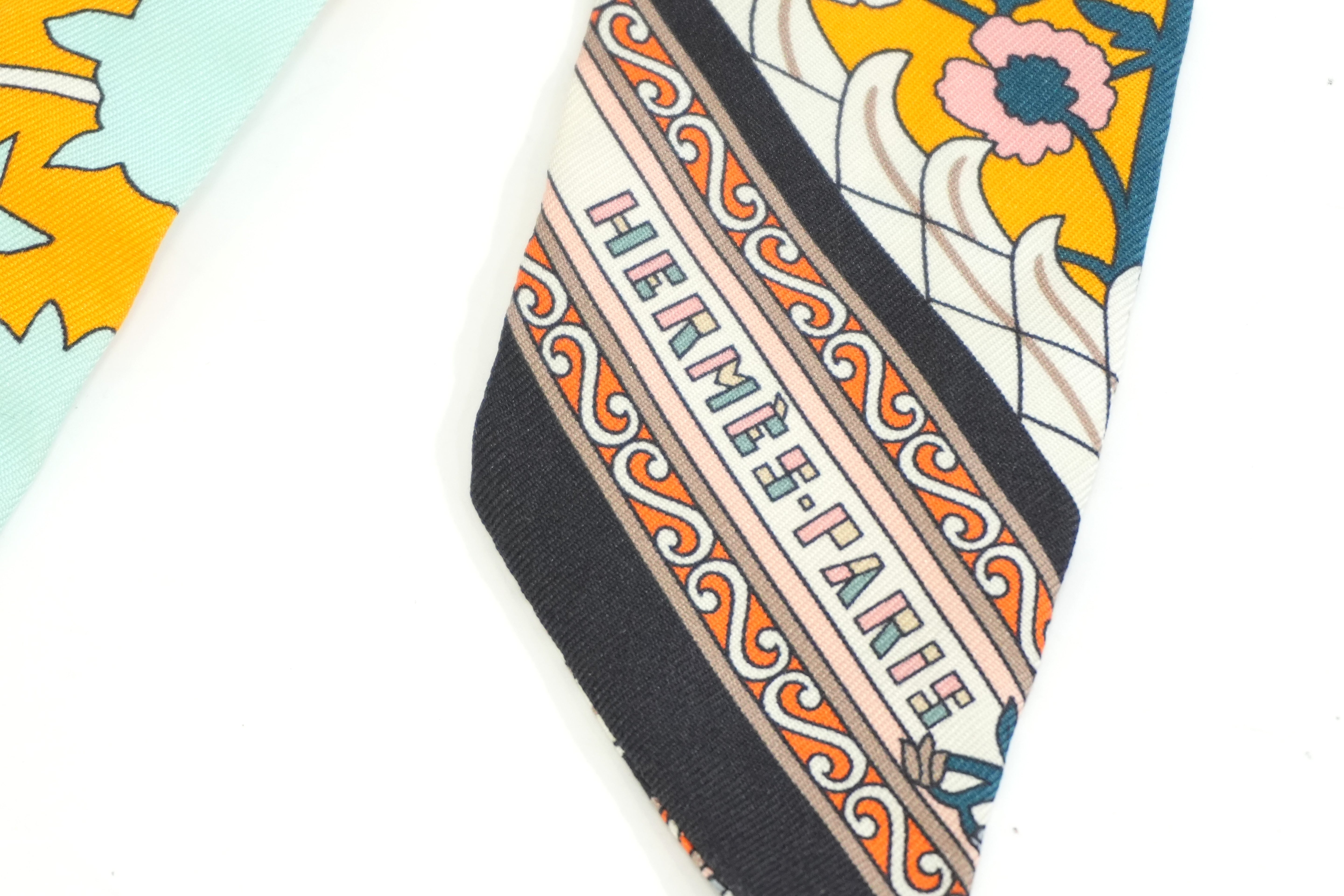 Pre-owned Hermes Silk Twilly Blue and Orange
