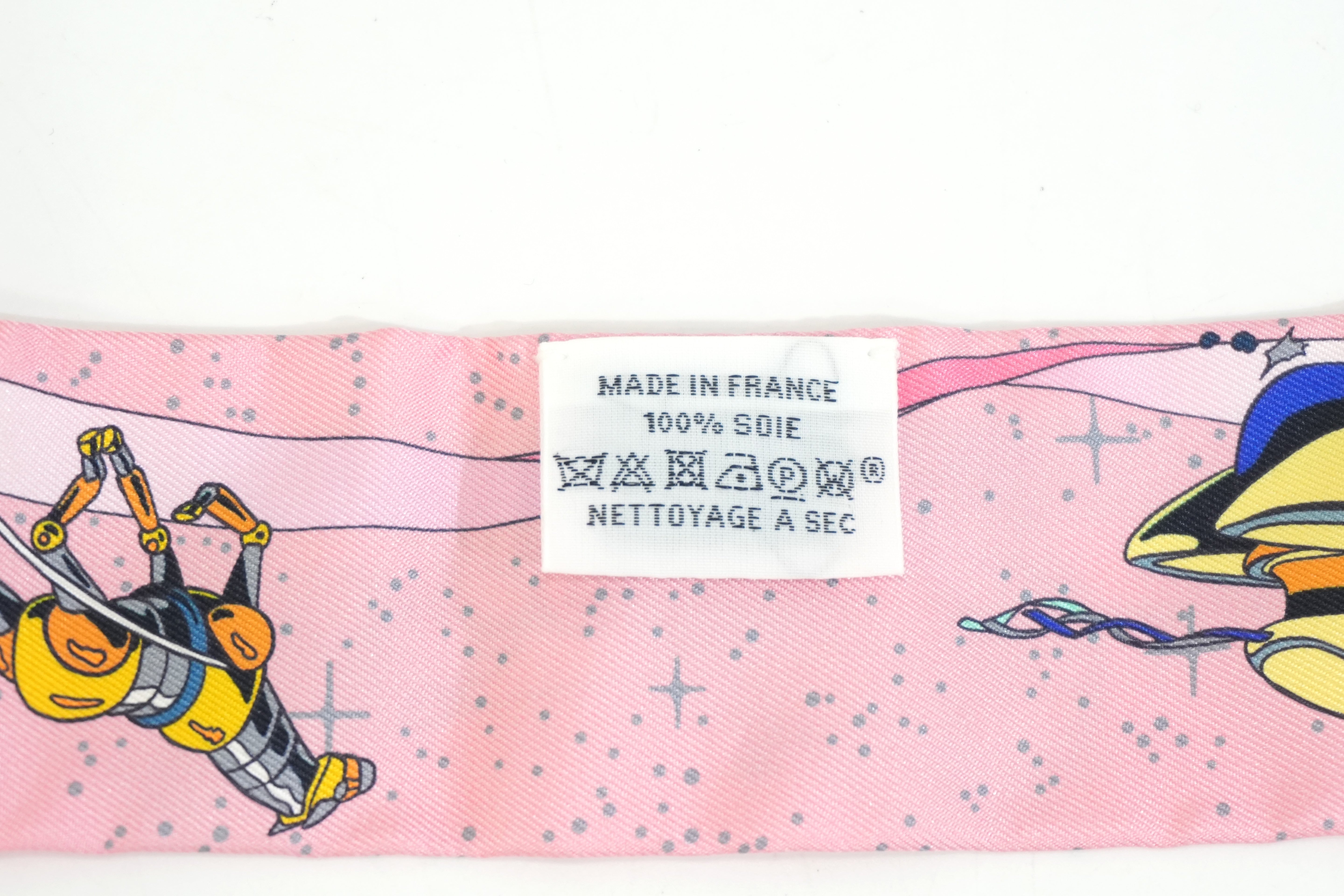 Pre-owned Hermes Silk Twilly Pink