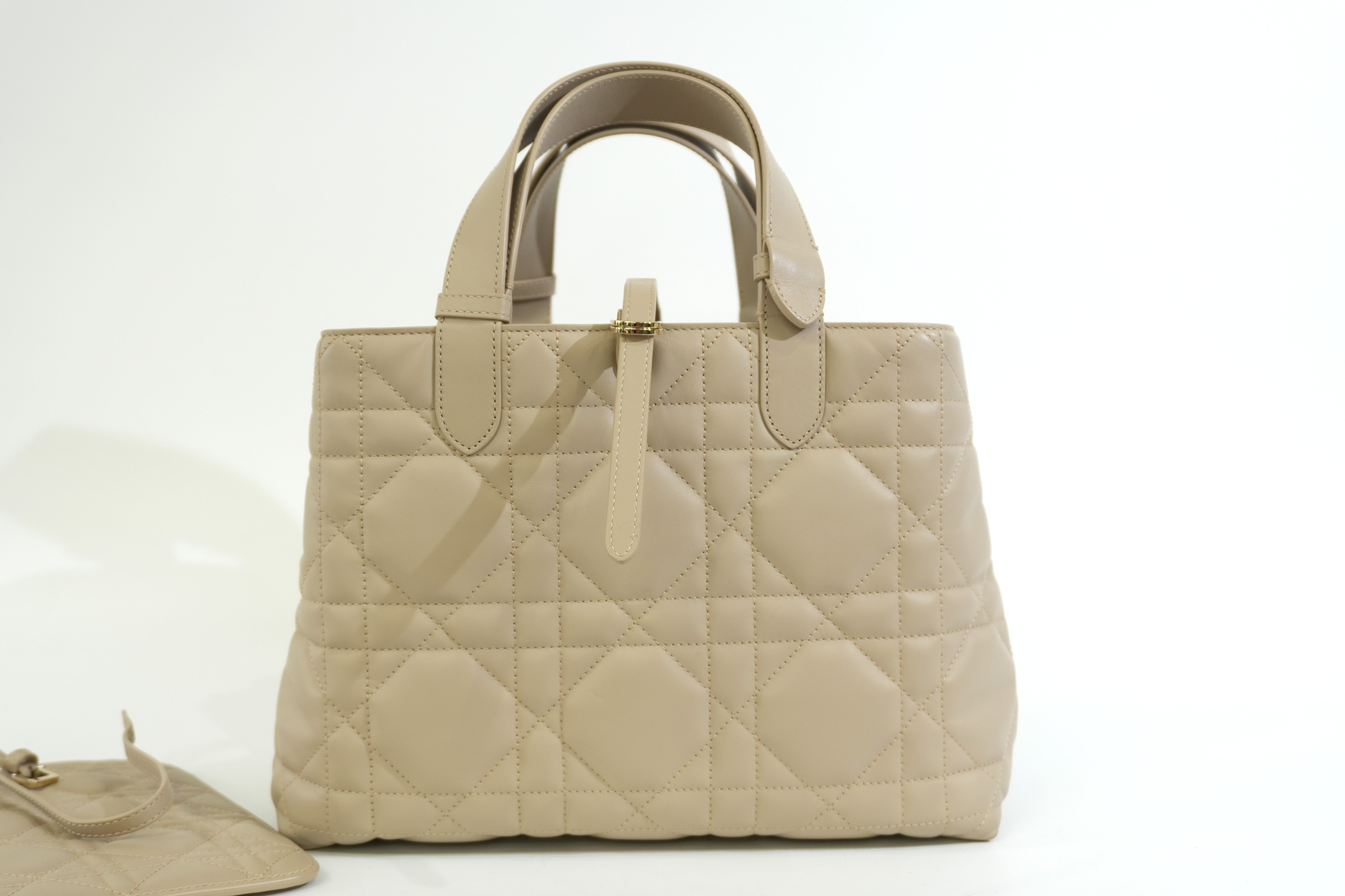 Pre-owned Dior Toujours Handbag Beige