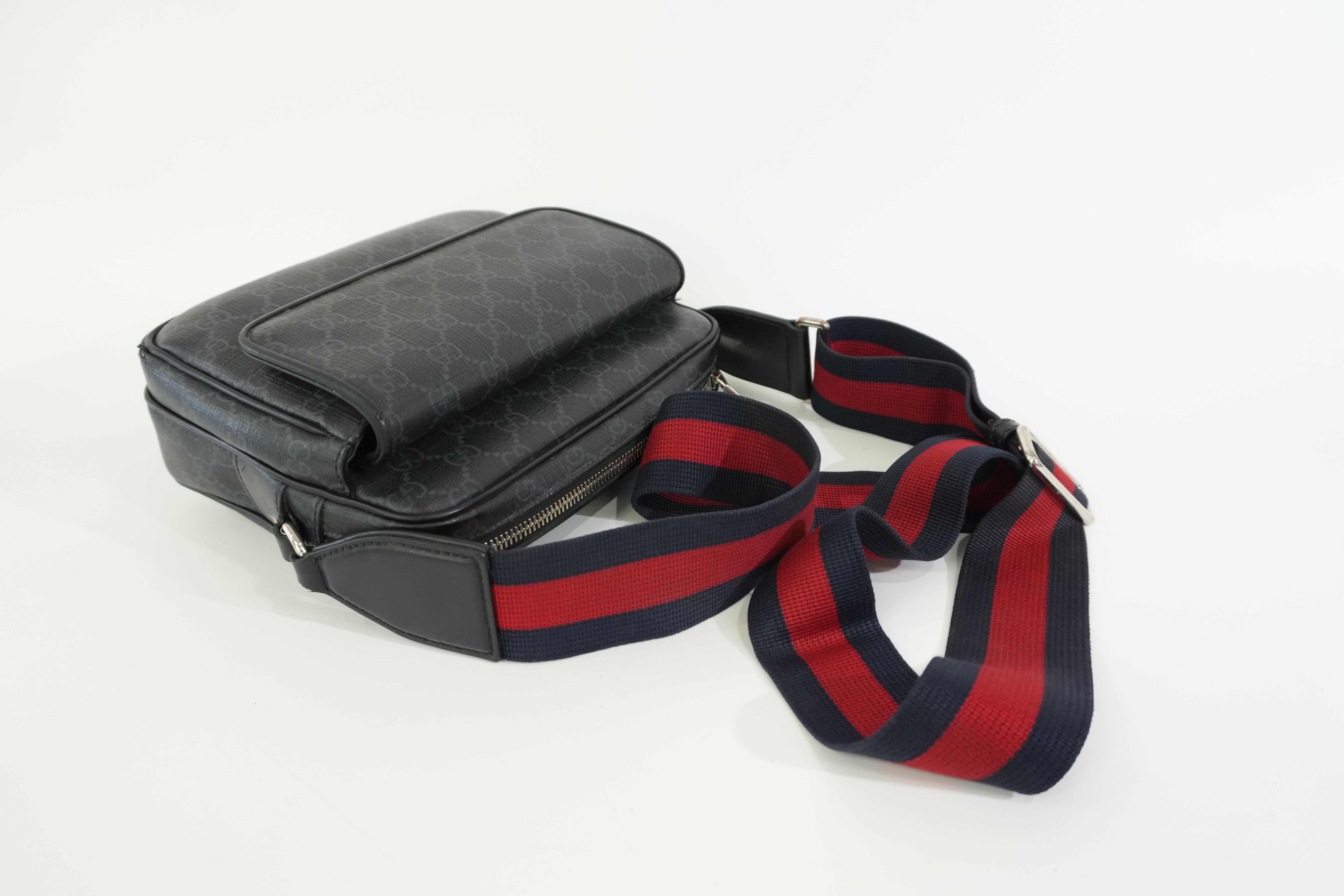 Pre-owned Gucci Guccisima Shoulder Bag Black