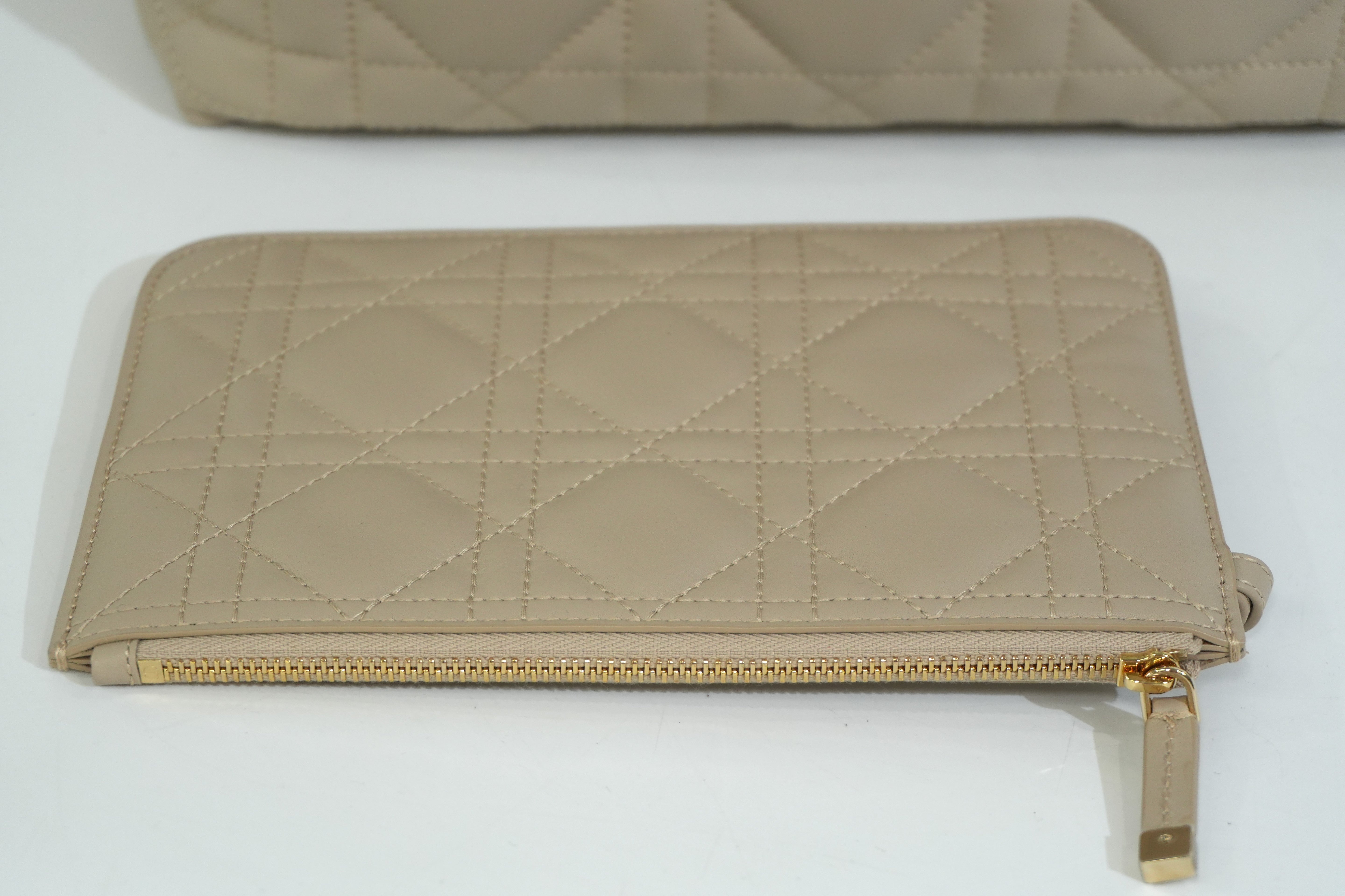 Pre-owned Dior Toujours Handbag Beige