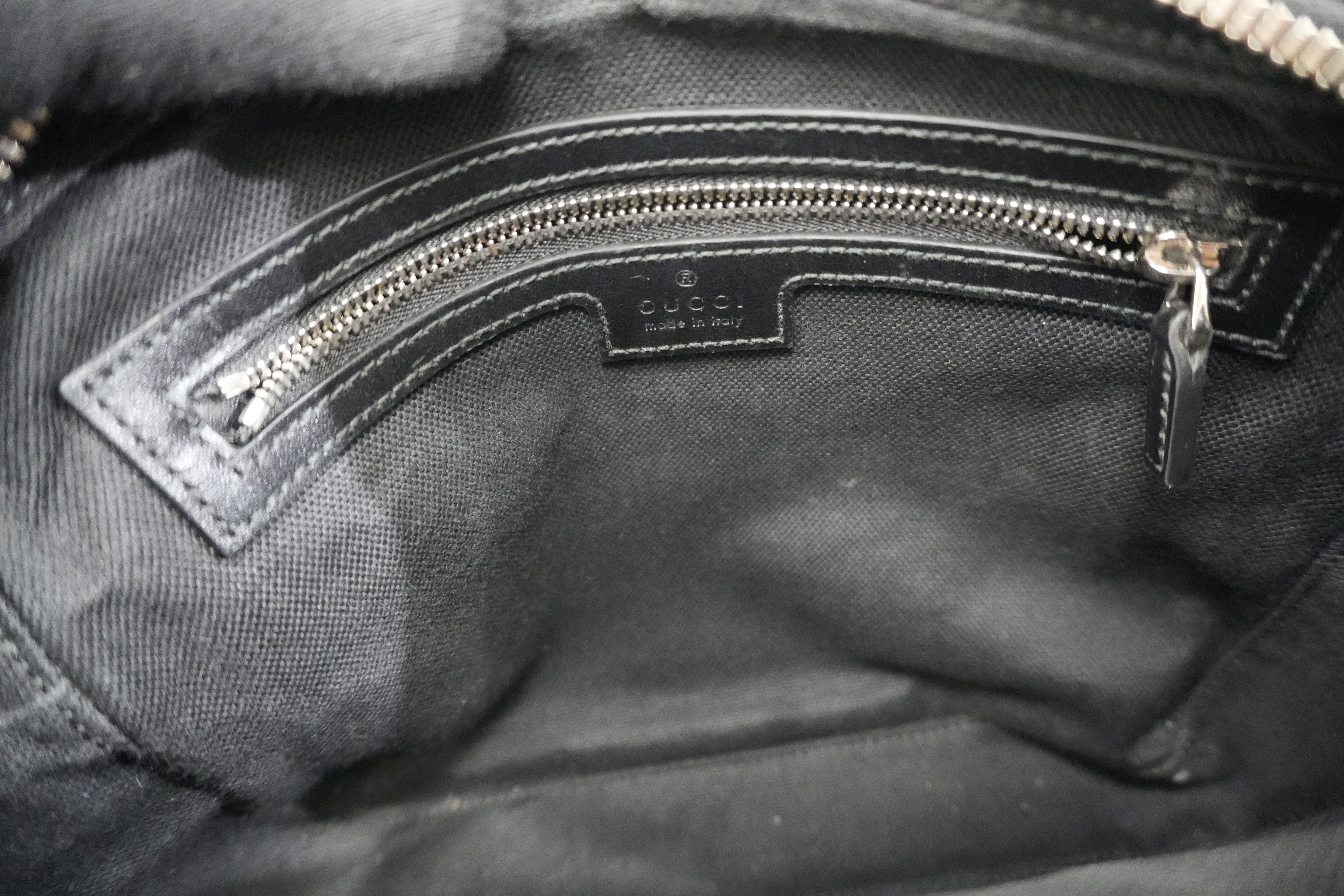 Pre-owned Gucci Guccisima Shoulder Bag Black