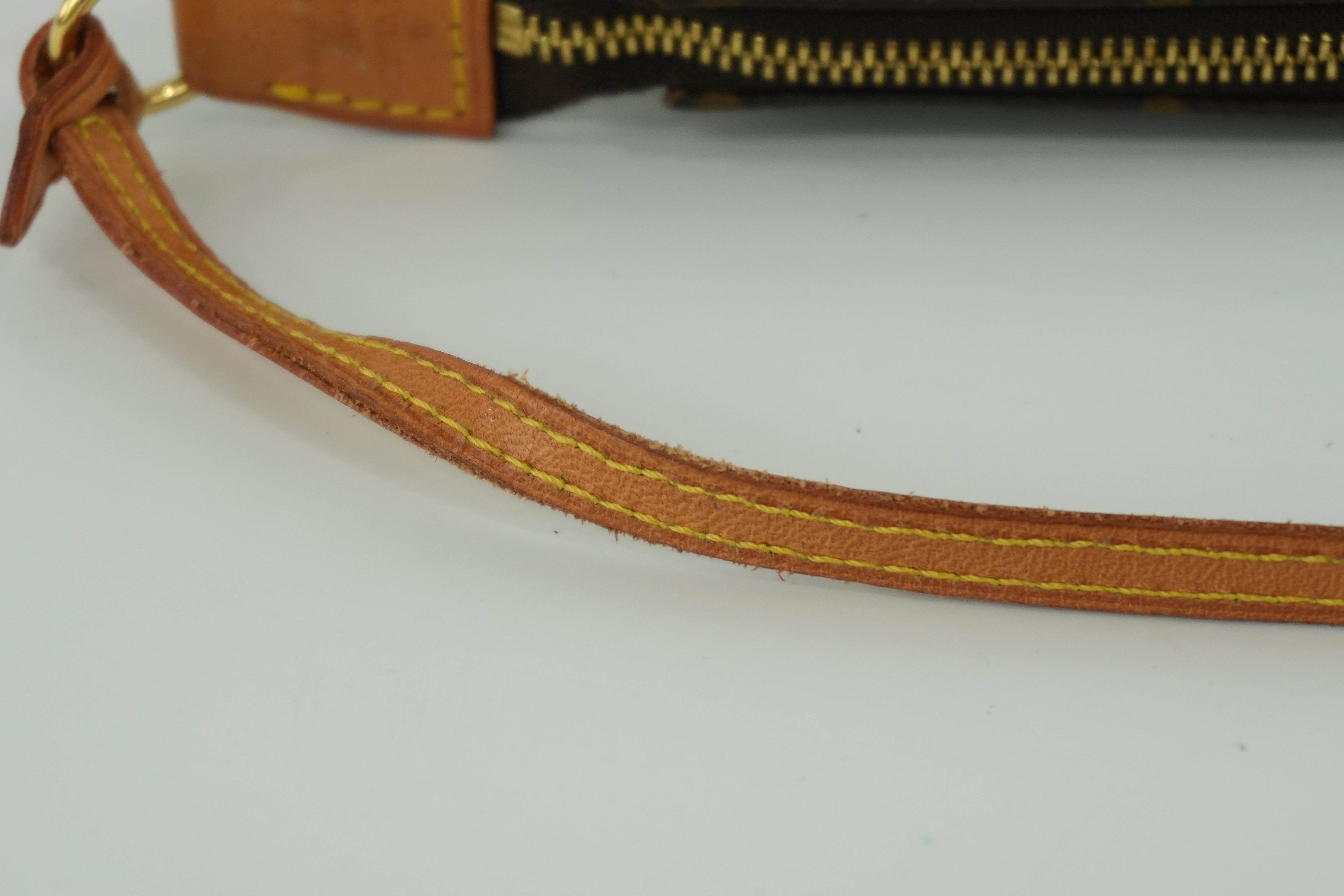 Louis Vuitton Monogram Pochette Accessories Used