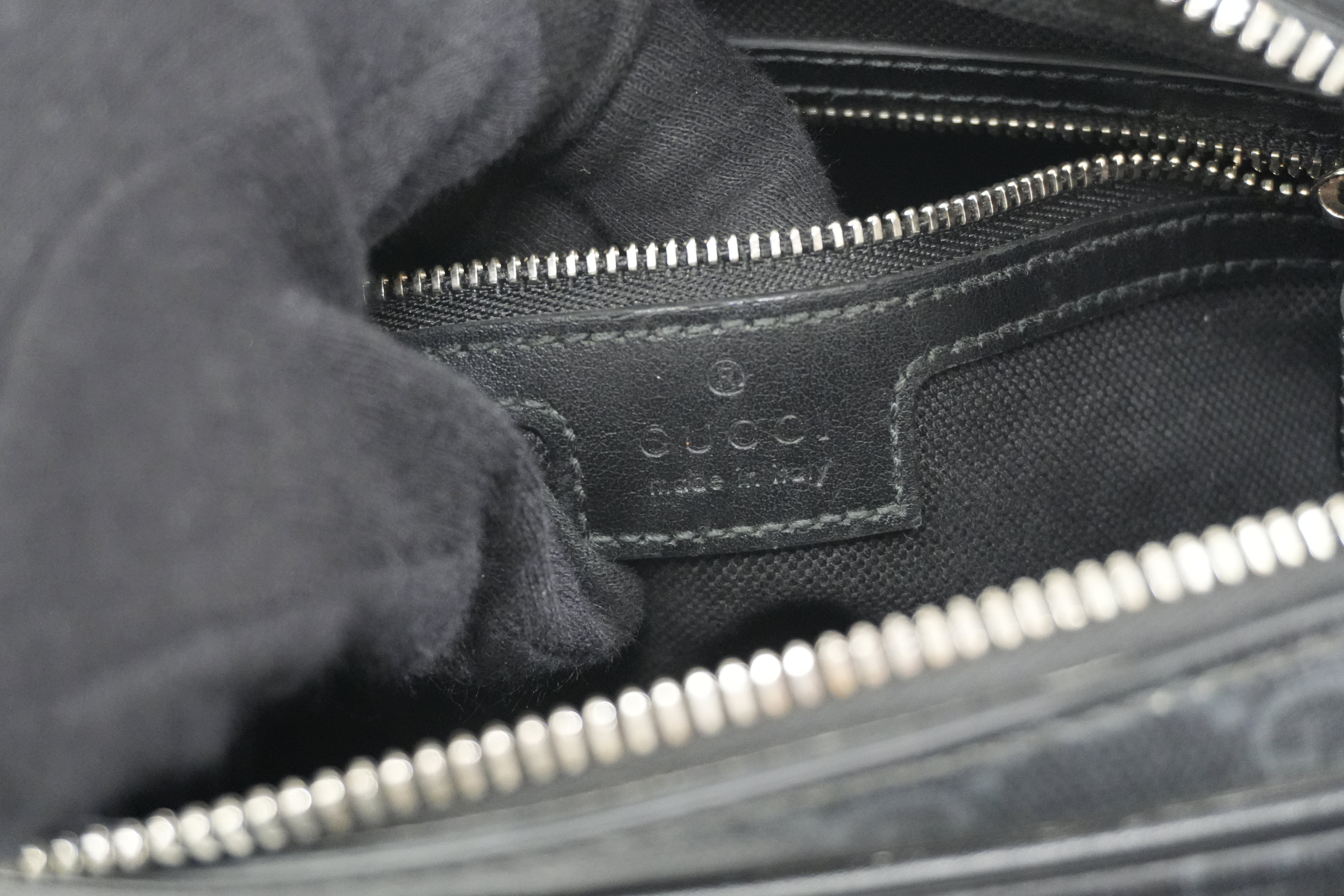 Pre-owned Gucci Guccisima Shoulder Bag Black