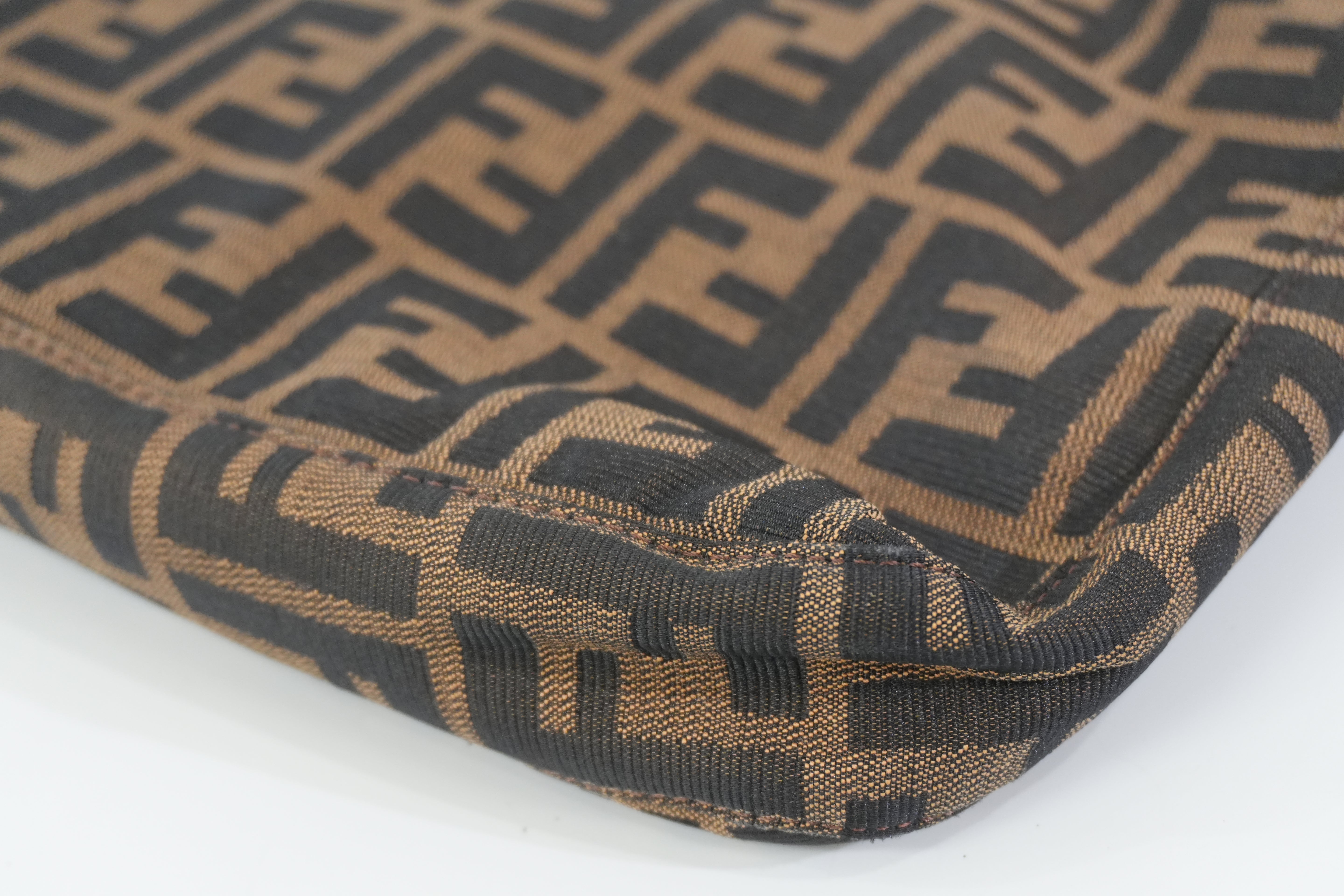 Pre-owned Fendi Zucca Shoulder Bag Brown