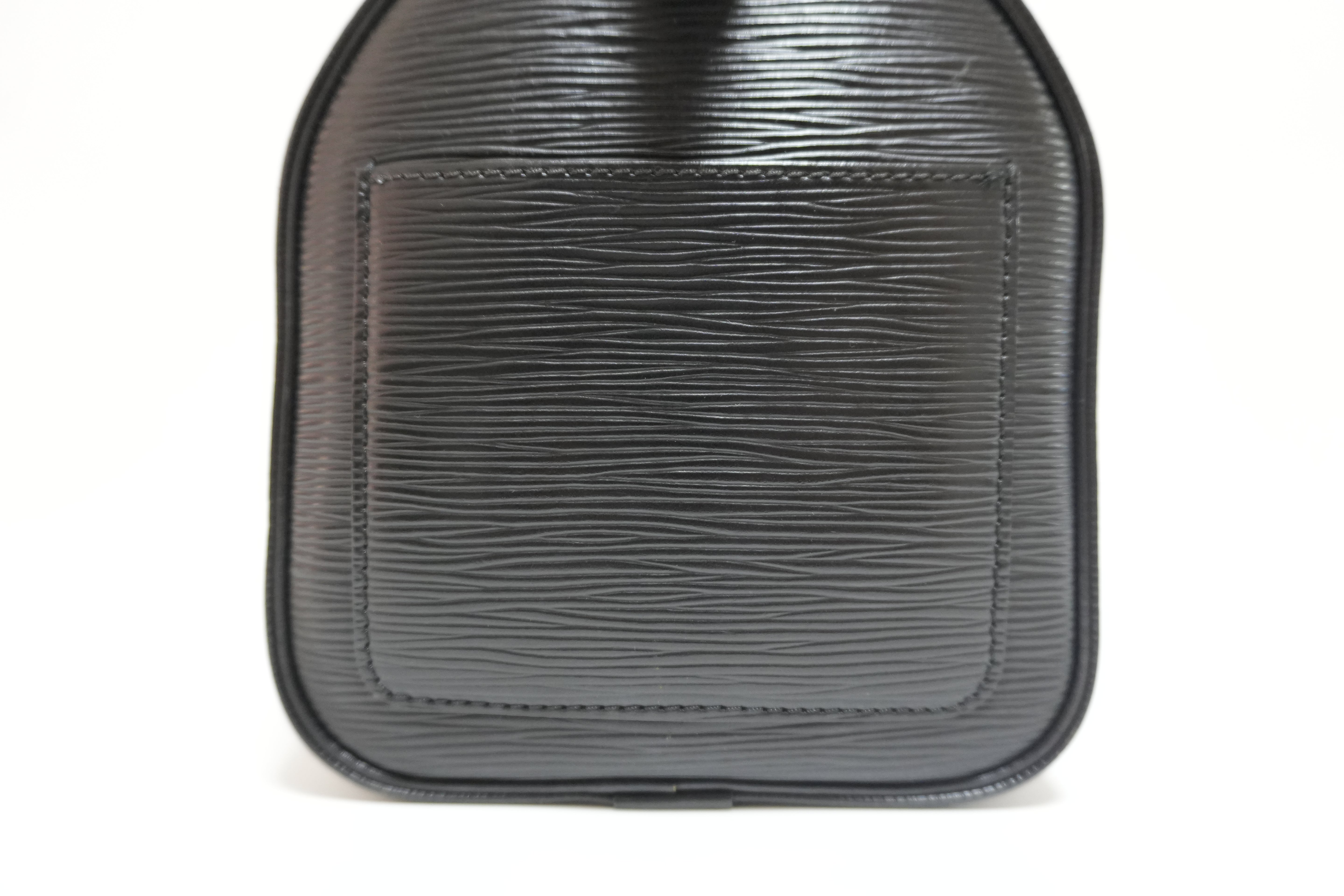 ルイヴィトン エピ スピーディ 25 ハンドバッグ ブラック 中古