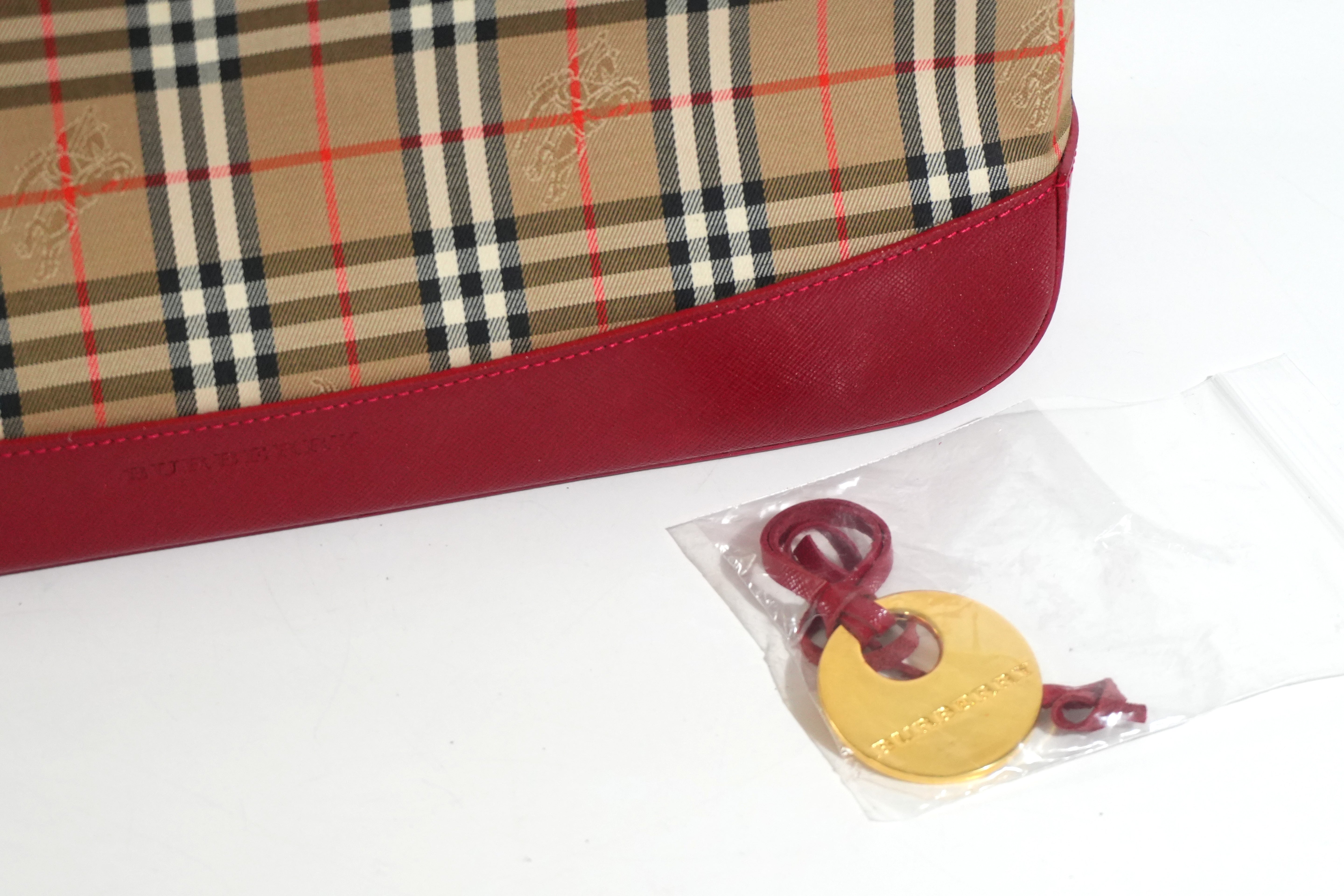 Pre-owned Burberry Haymarket Handbag Red and Brown