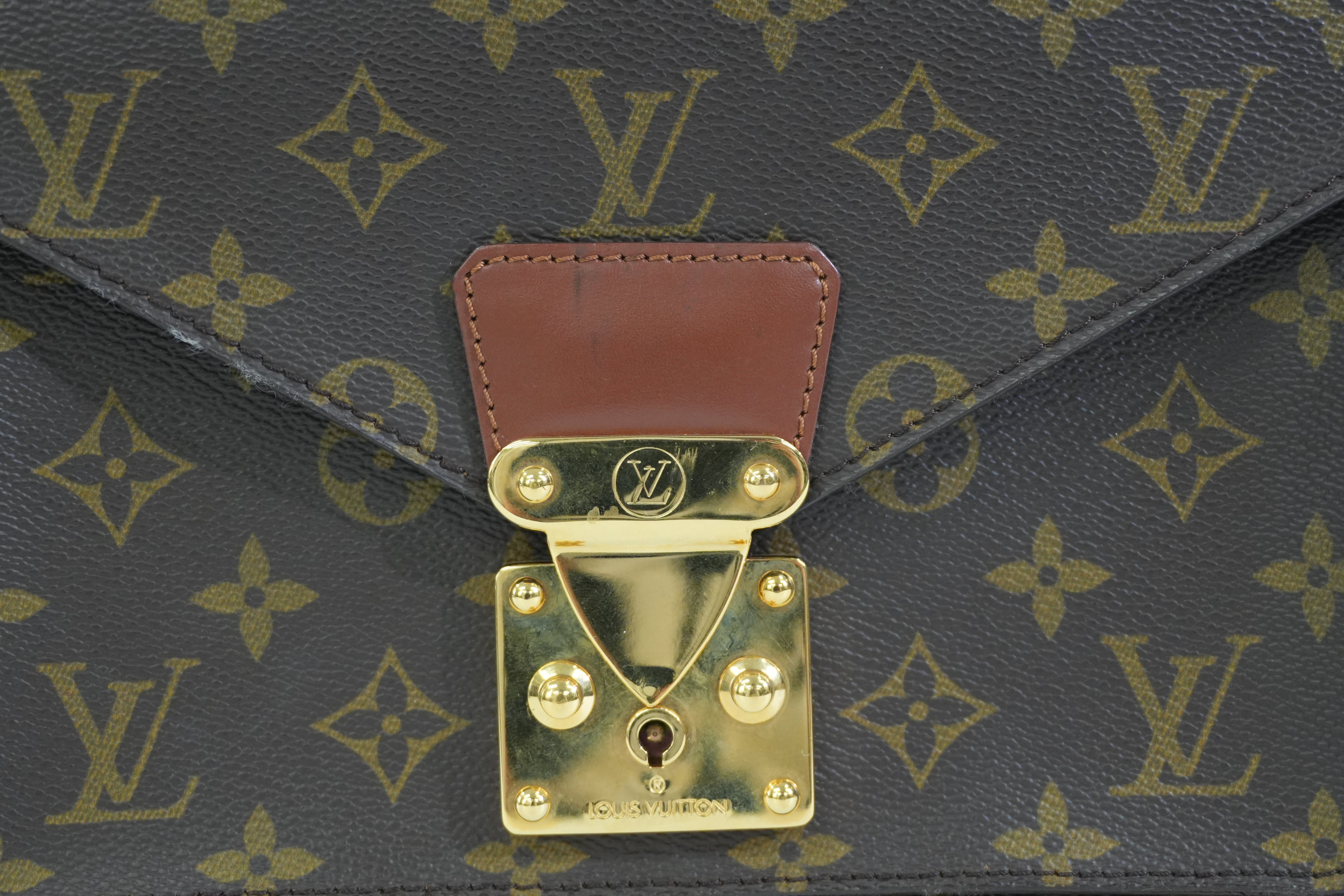 Pre-owned Louis Vuitton Monogram Monceau 26 Shoulder Bag