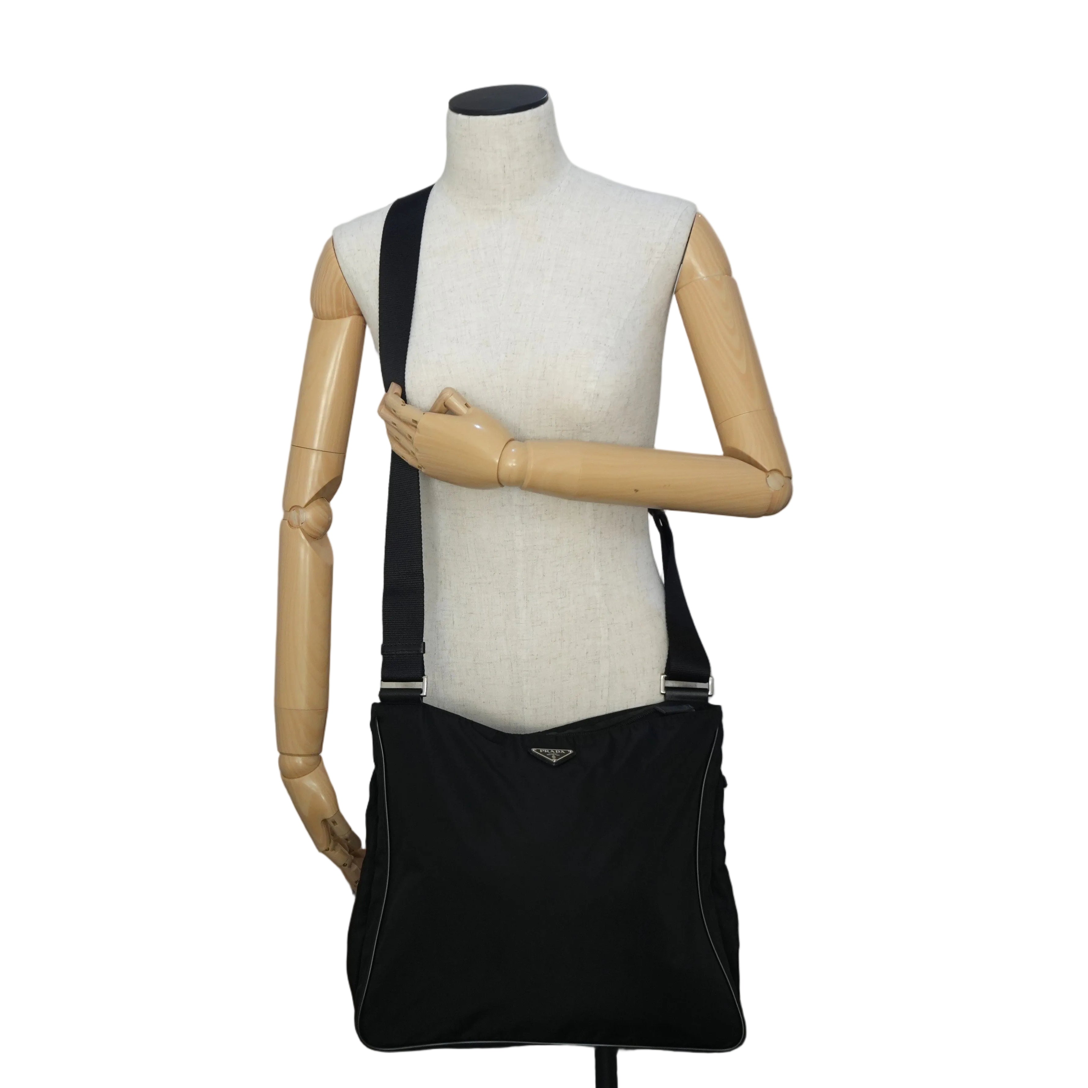 Pre-owned Prada Nylon Crossbody Bag Black