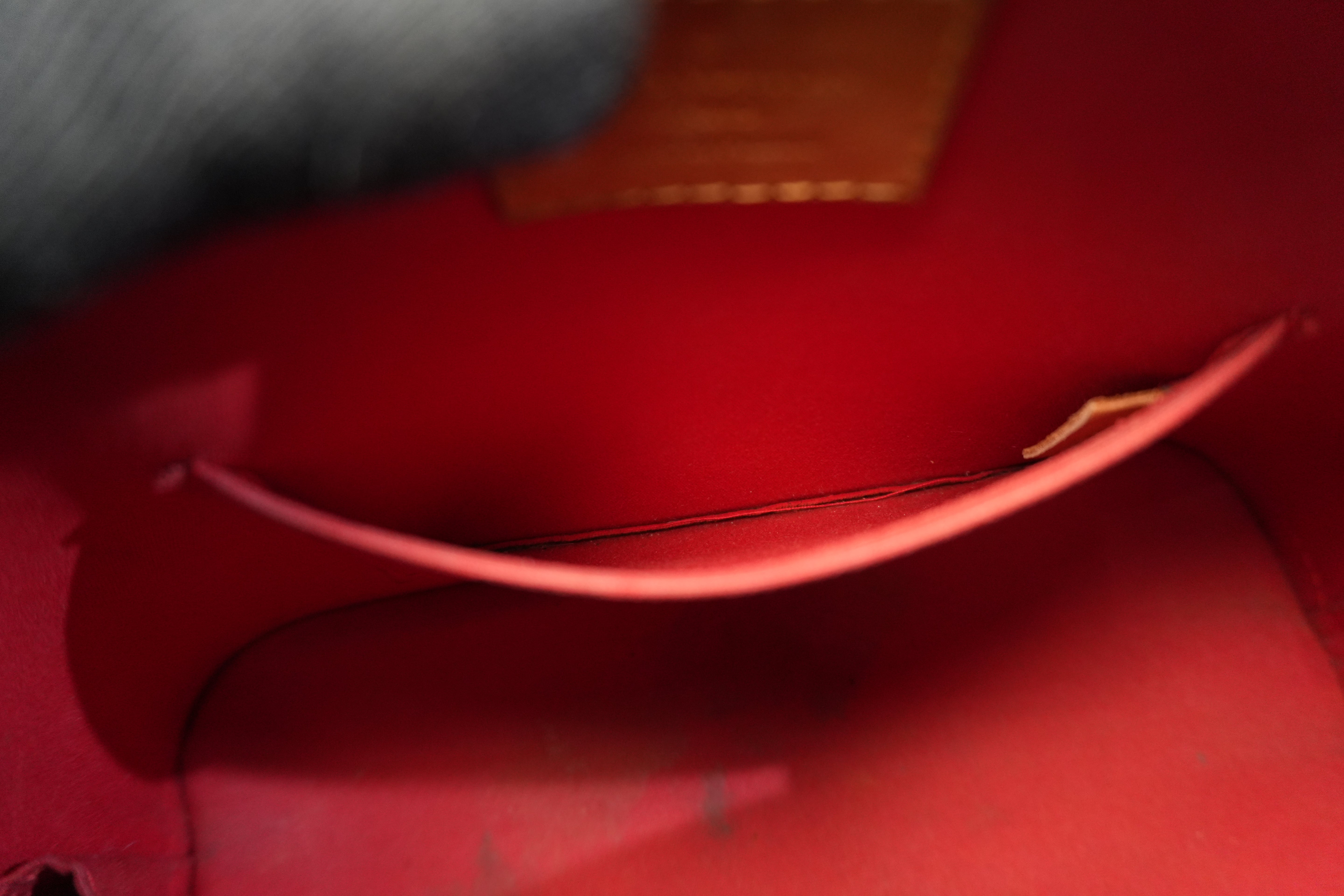 Pre-owned Louis Vuitton Vernis Alma BB Shoulder Bag Red