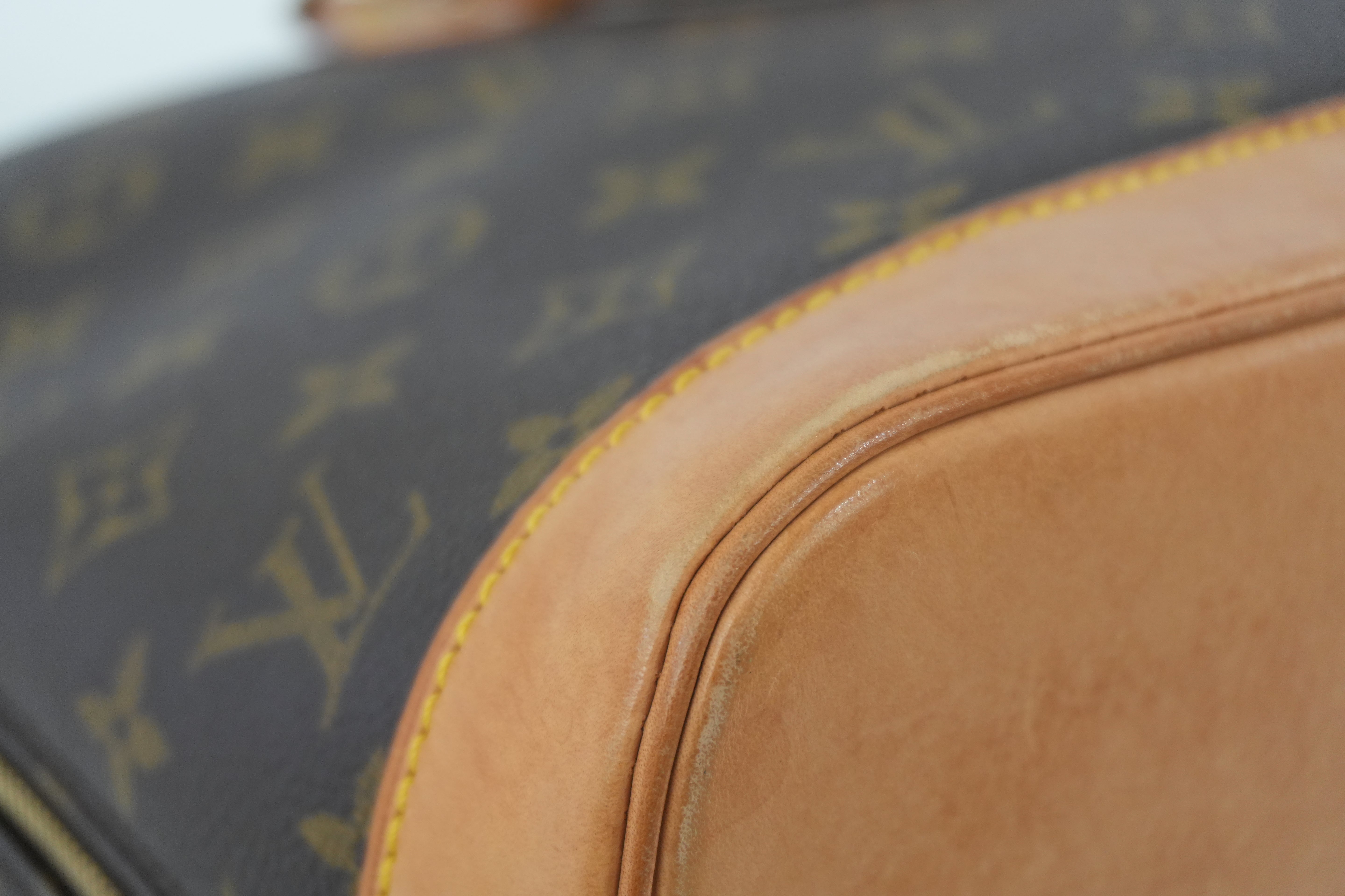 Louis Vuitton Monogram Alma PM Handbag Used