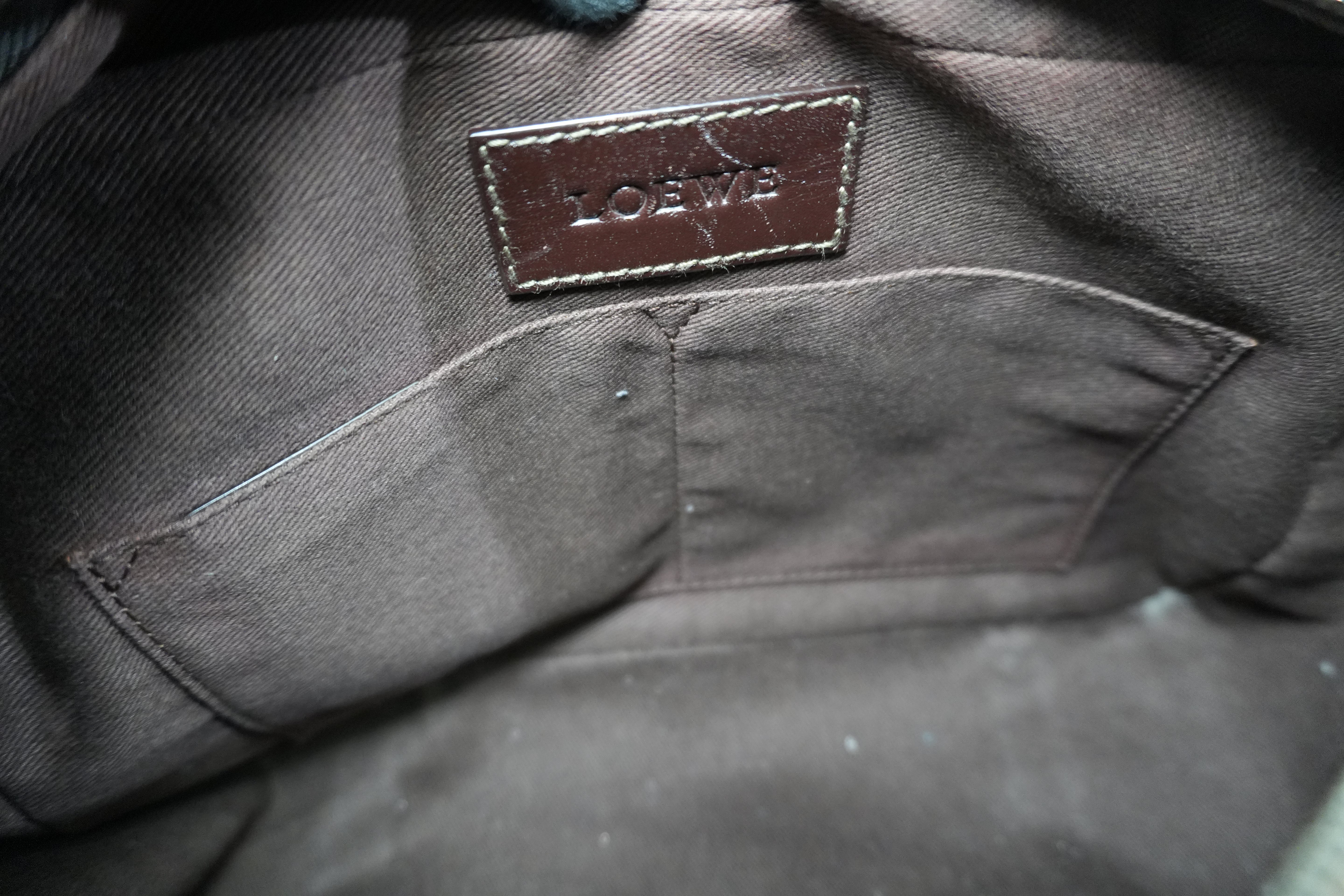 Pre-owned Loewe Analog Handbag with Pouch Black and Brown