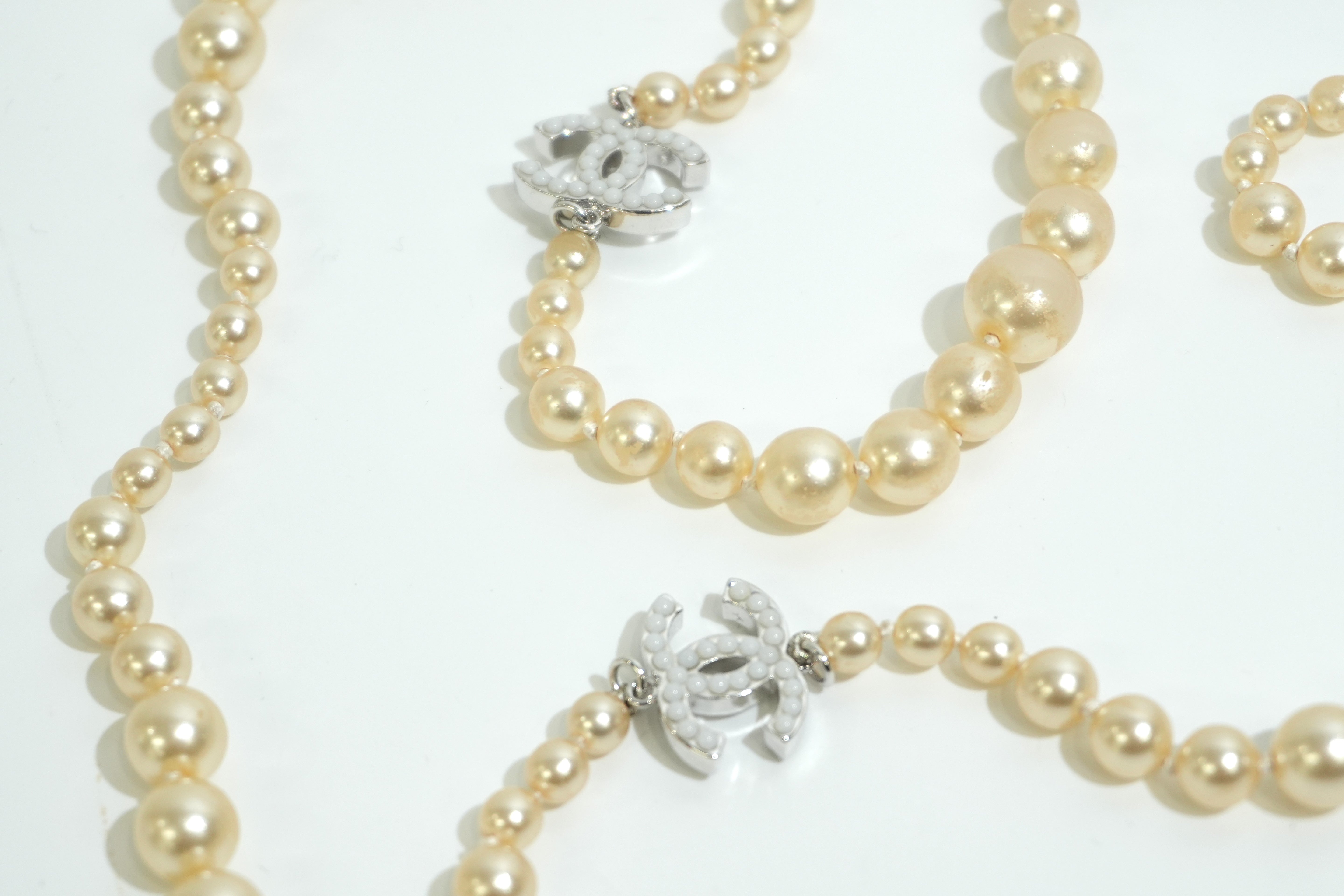 Pre-owned Chanel Imitation Pearl Necklace