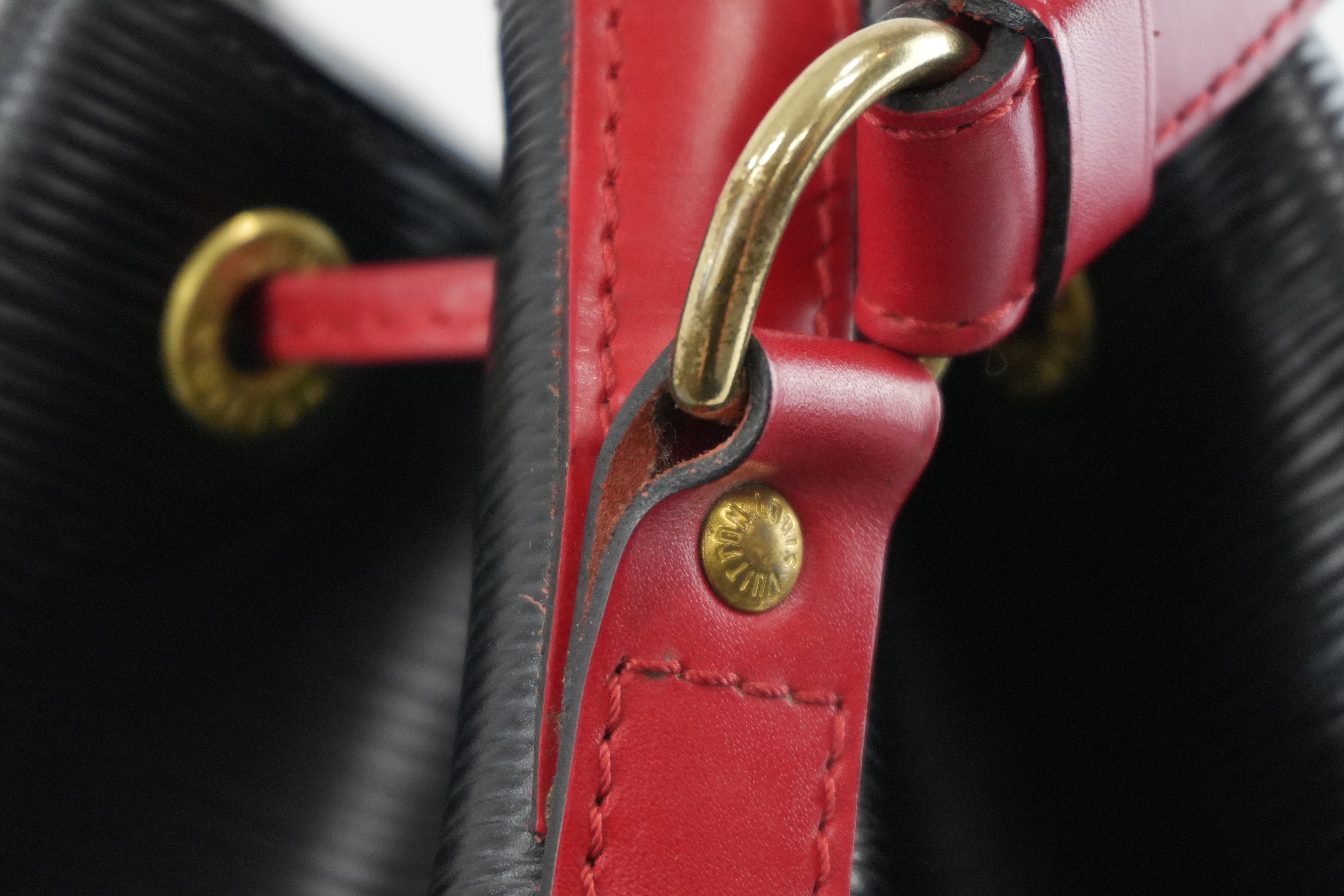 Louis Vuitton Noe GM Bucket Bag Epi Black and Red Used