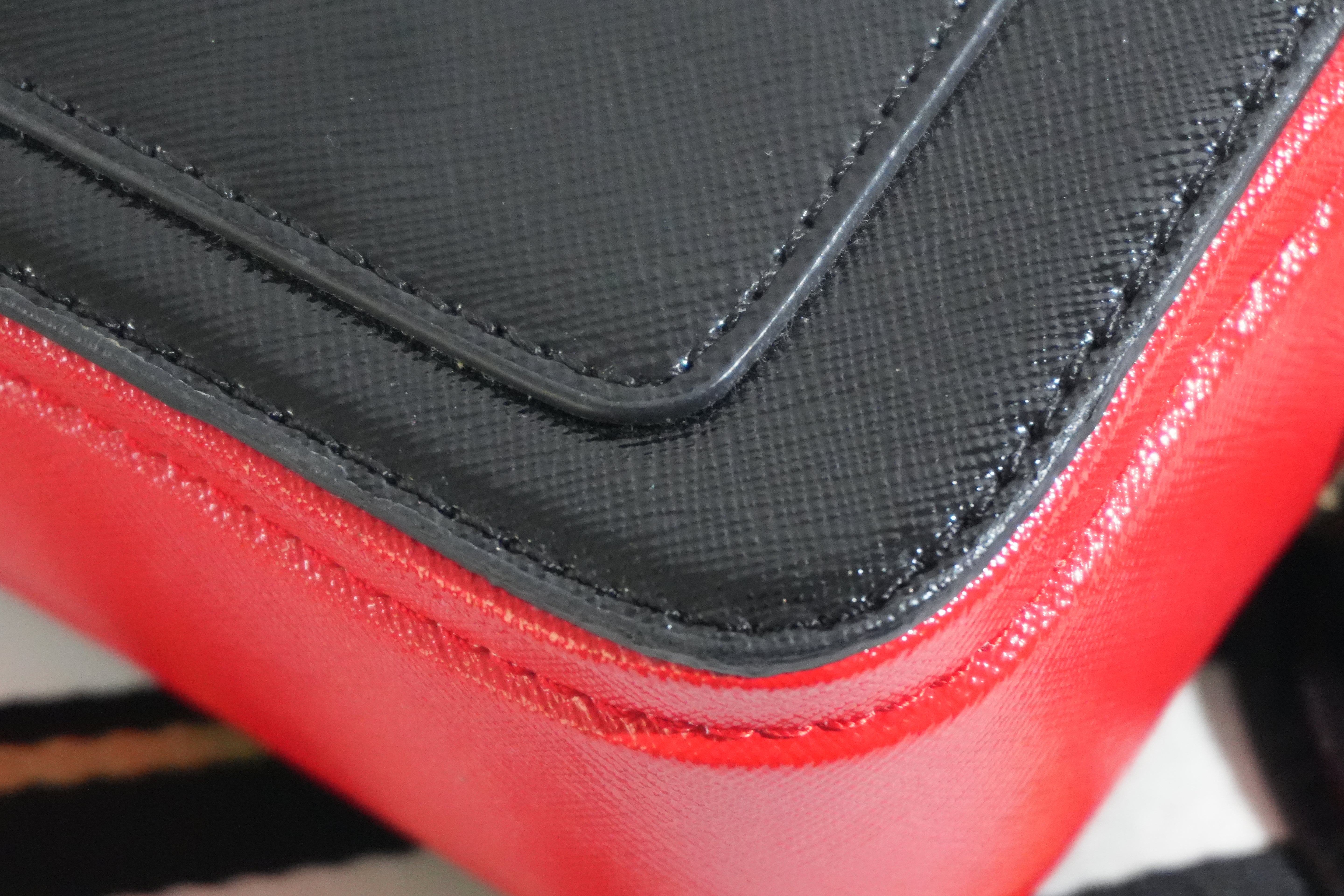 Pre-owned Marc Jacobs Snapshot Bag Black and Red