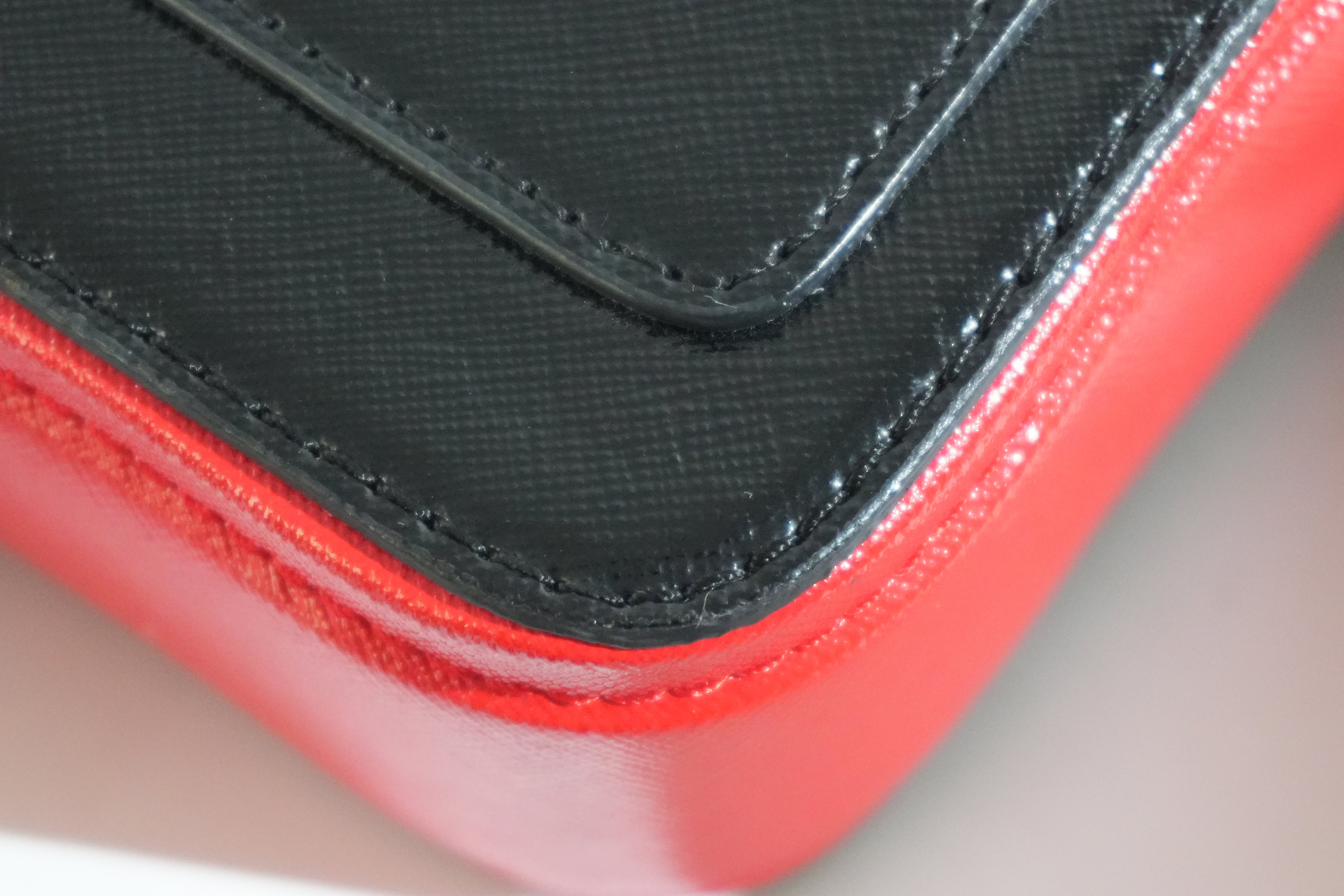 Pre-owned Marc Jacobs Snapshot Bag Black and Red